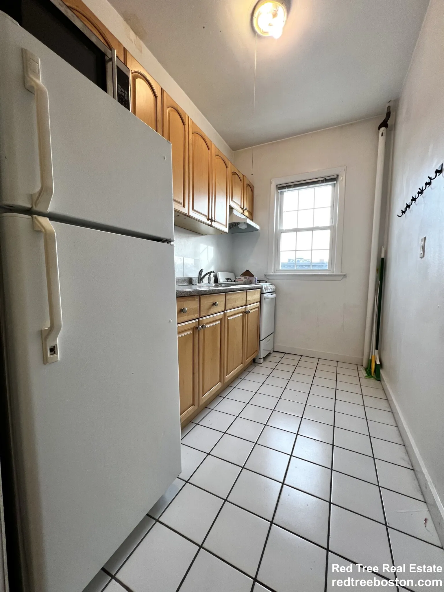 15 Glenville Ave, Allston