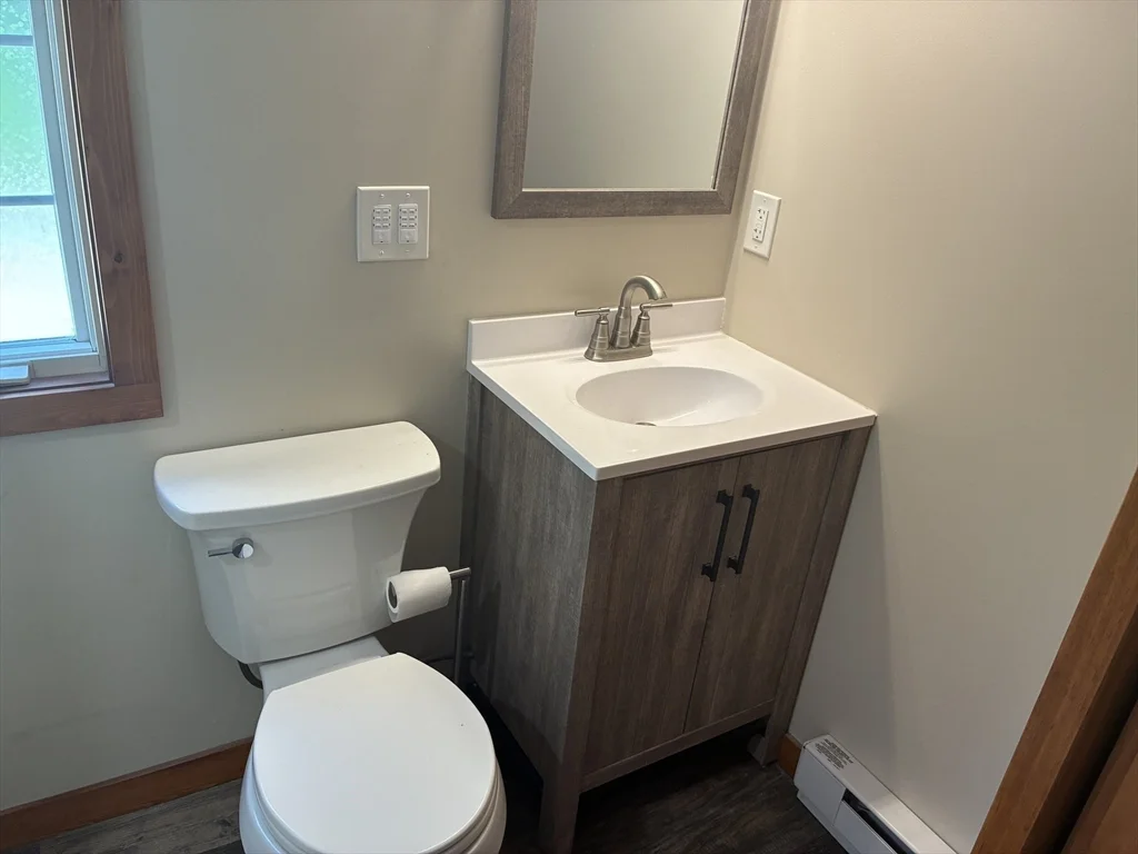 12 Summit Rd, Plymouth