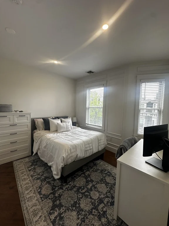 129 G St, South Boston
