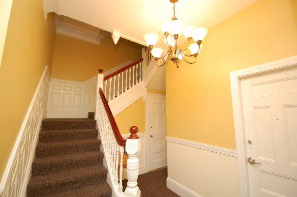 302 Newbury St, Back Bay