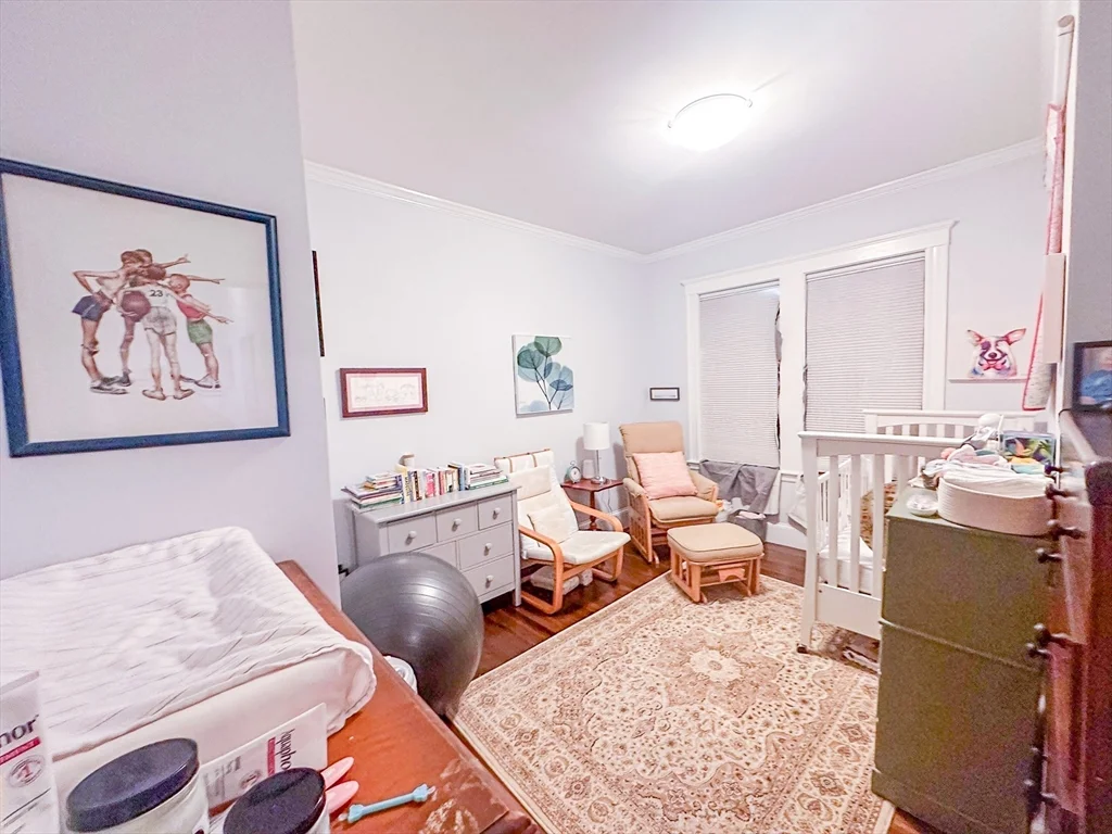 35 Hillock St, Roslindale