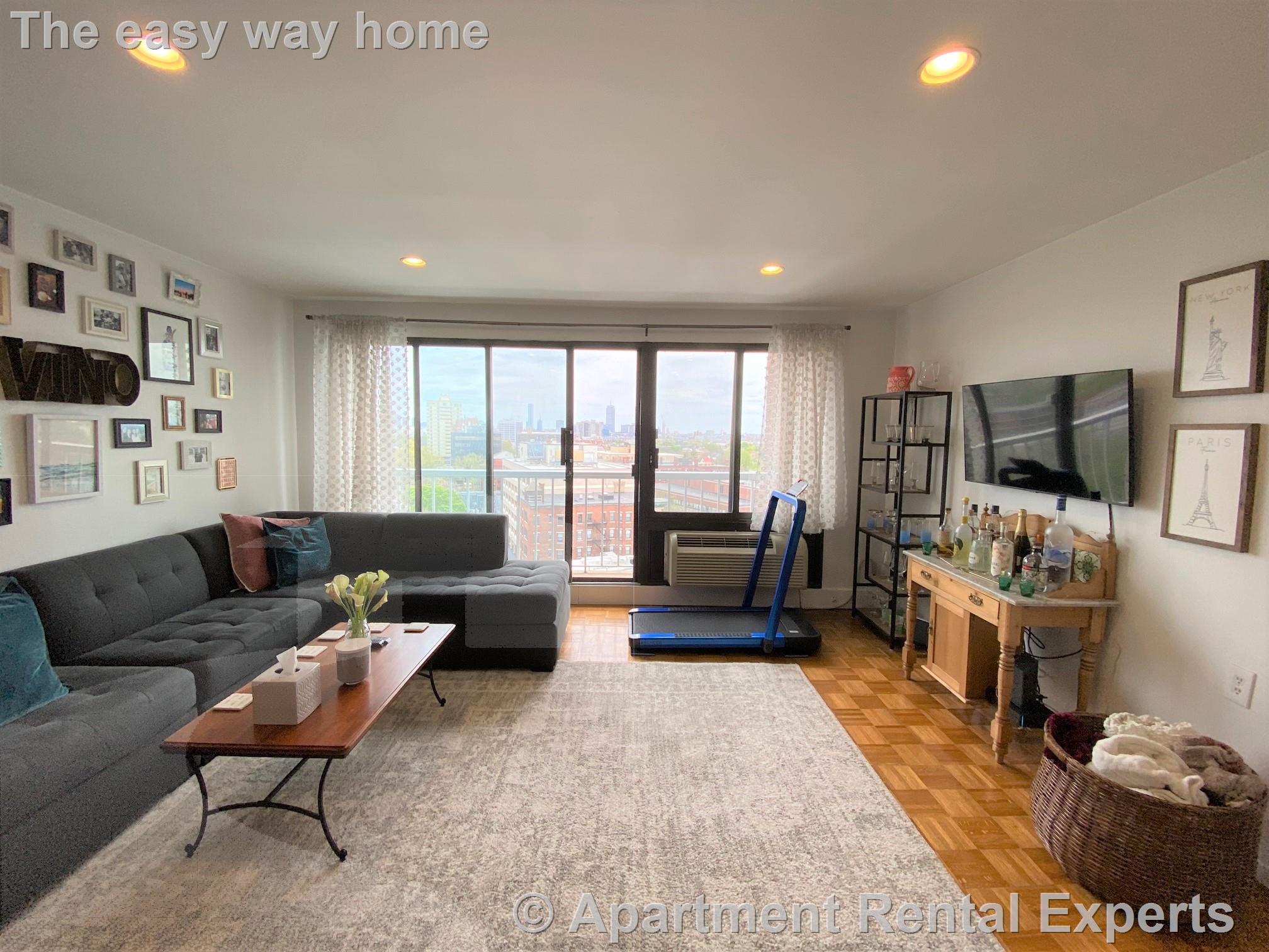 1105 Massachusetts Ave, Harvard Square