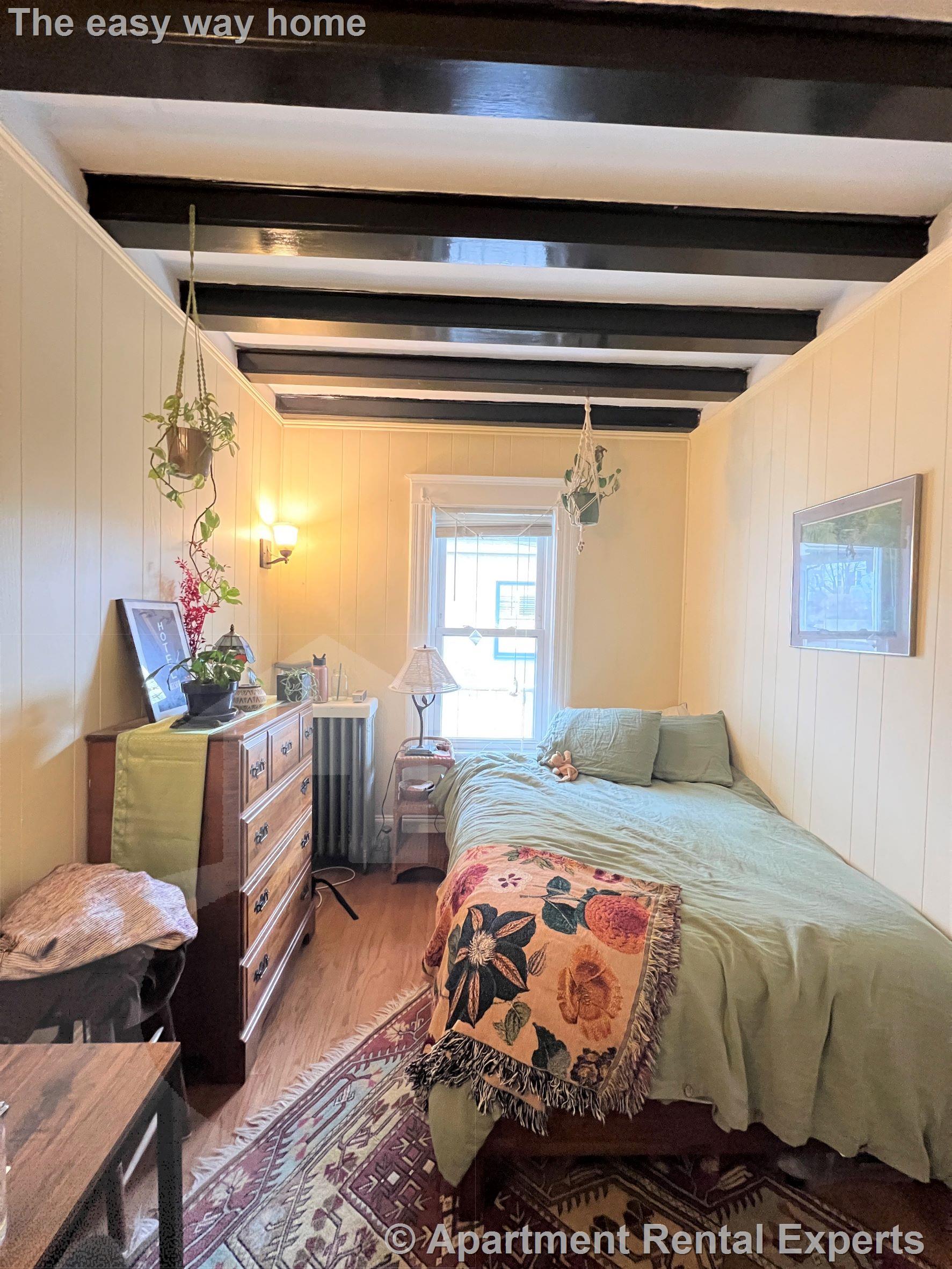 125 Liberty Rd, Powder House Square