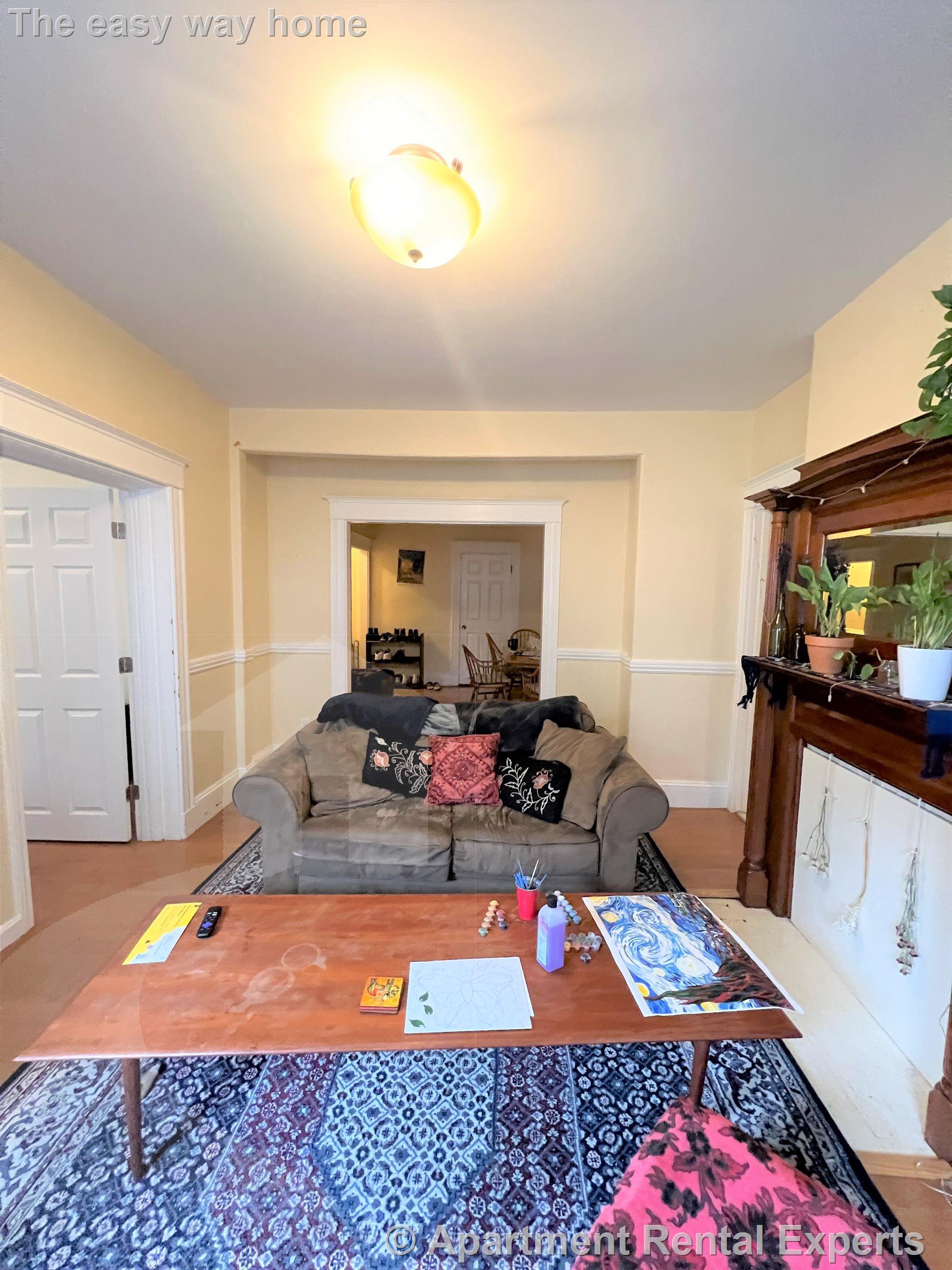 125 Liberty Rd, Powder House Square