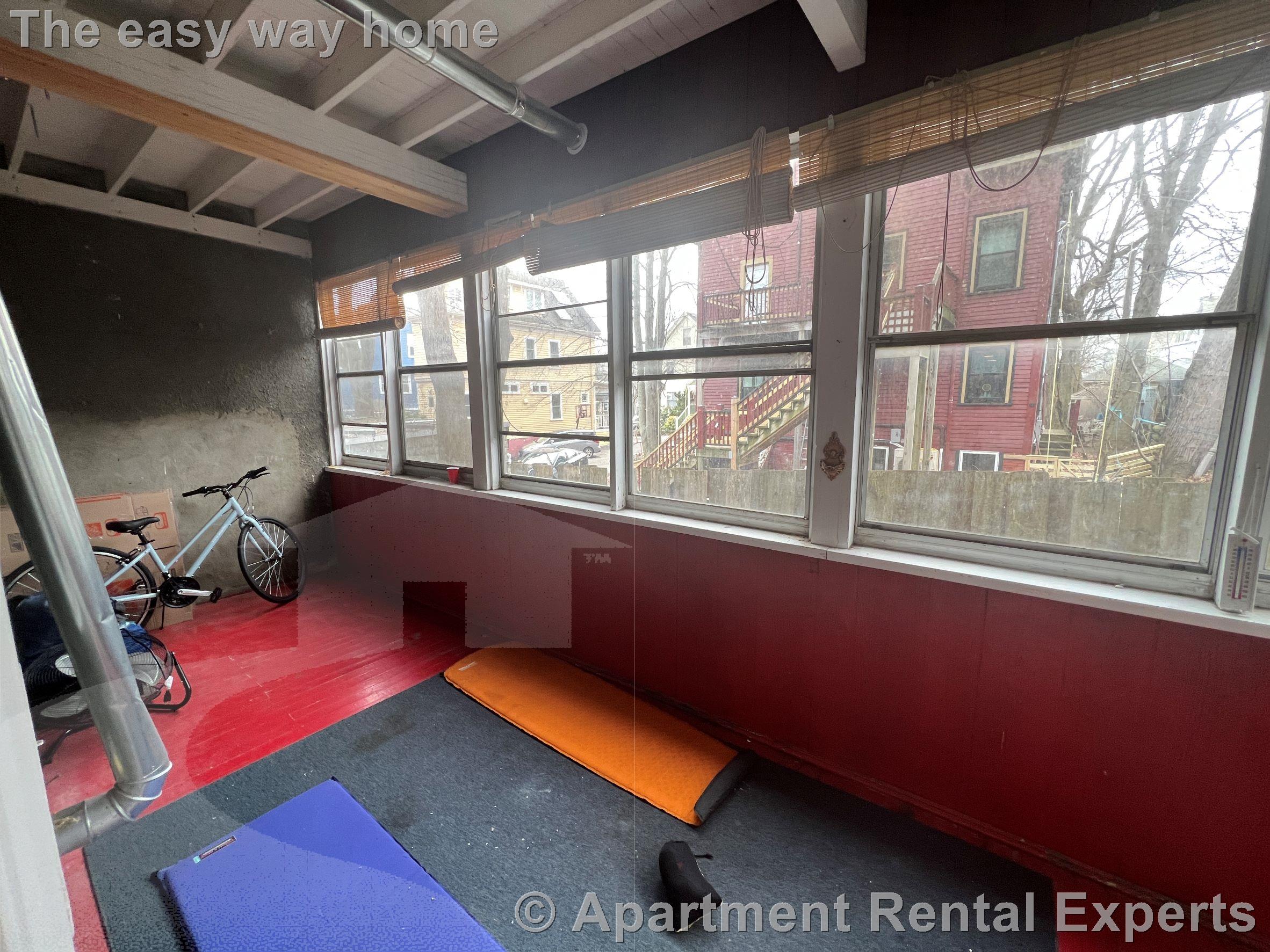 125 Liberty Rd, Powder House Square