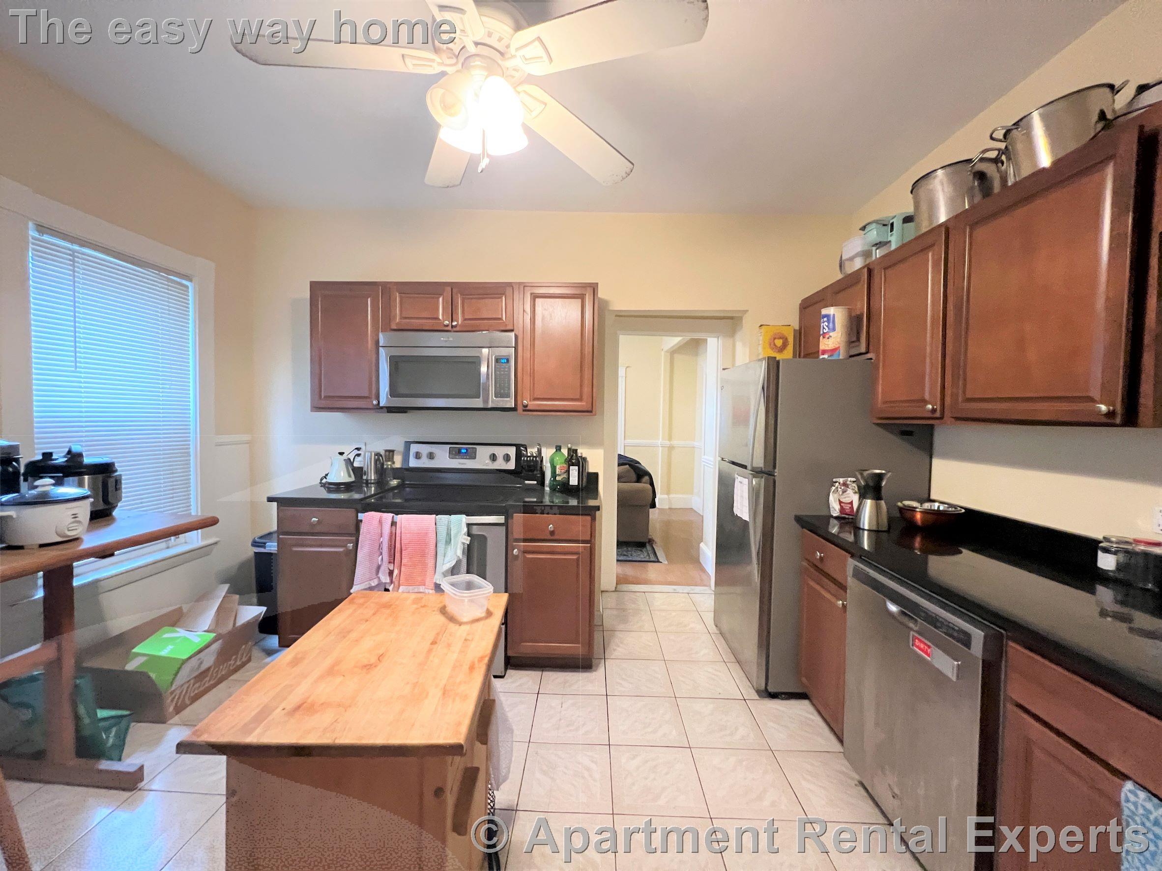 121 Liberty Rd, Davis Square