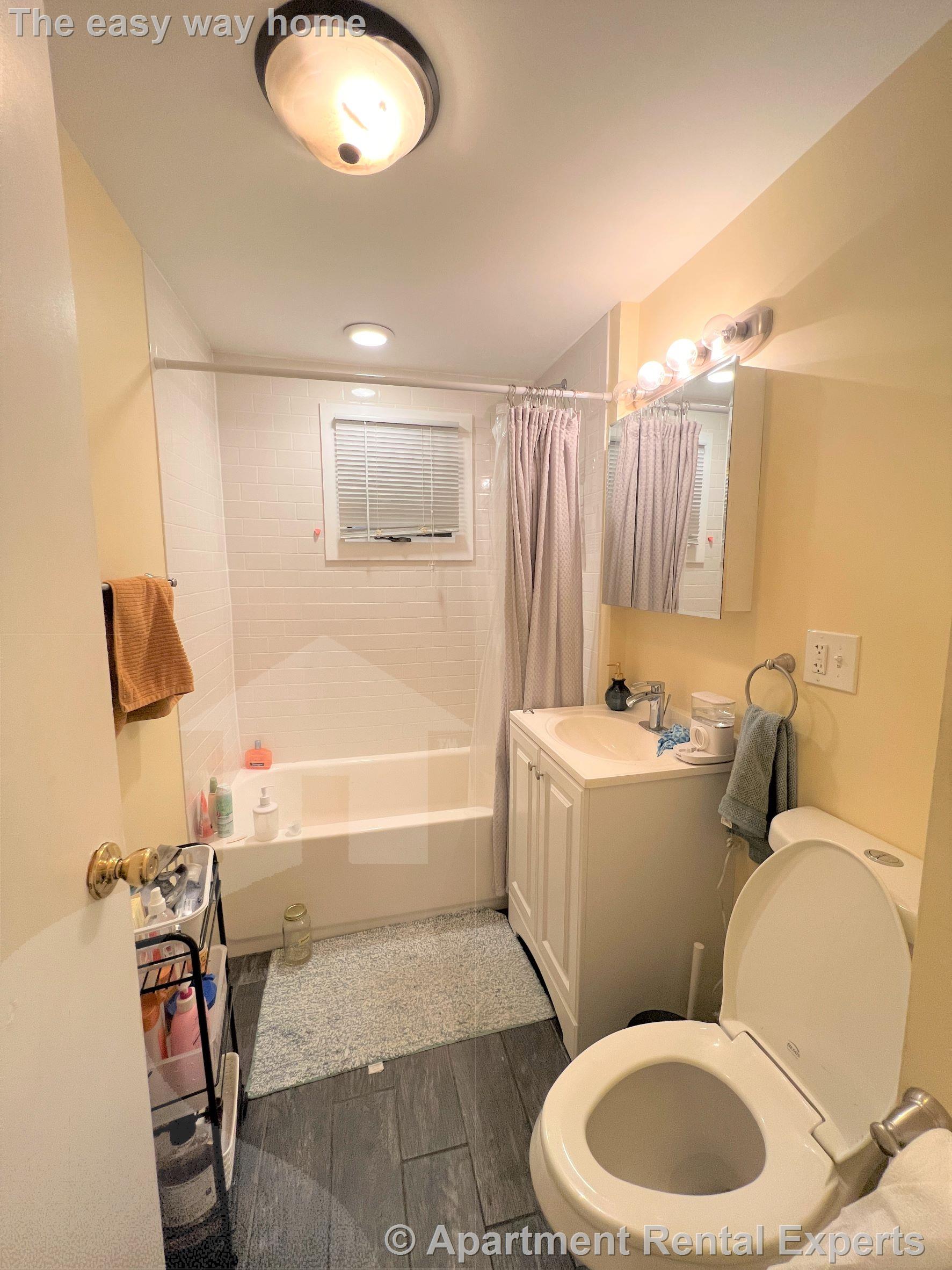 125 Liberty Rd, Powder House Square