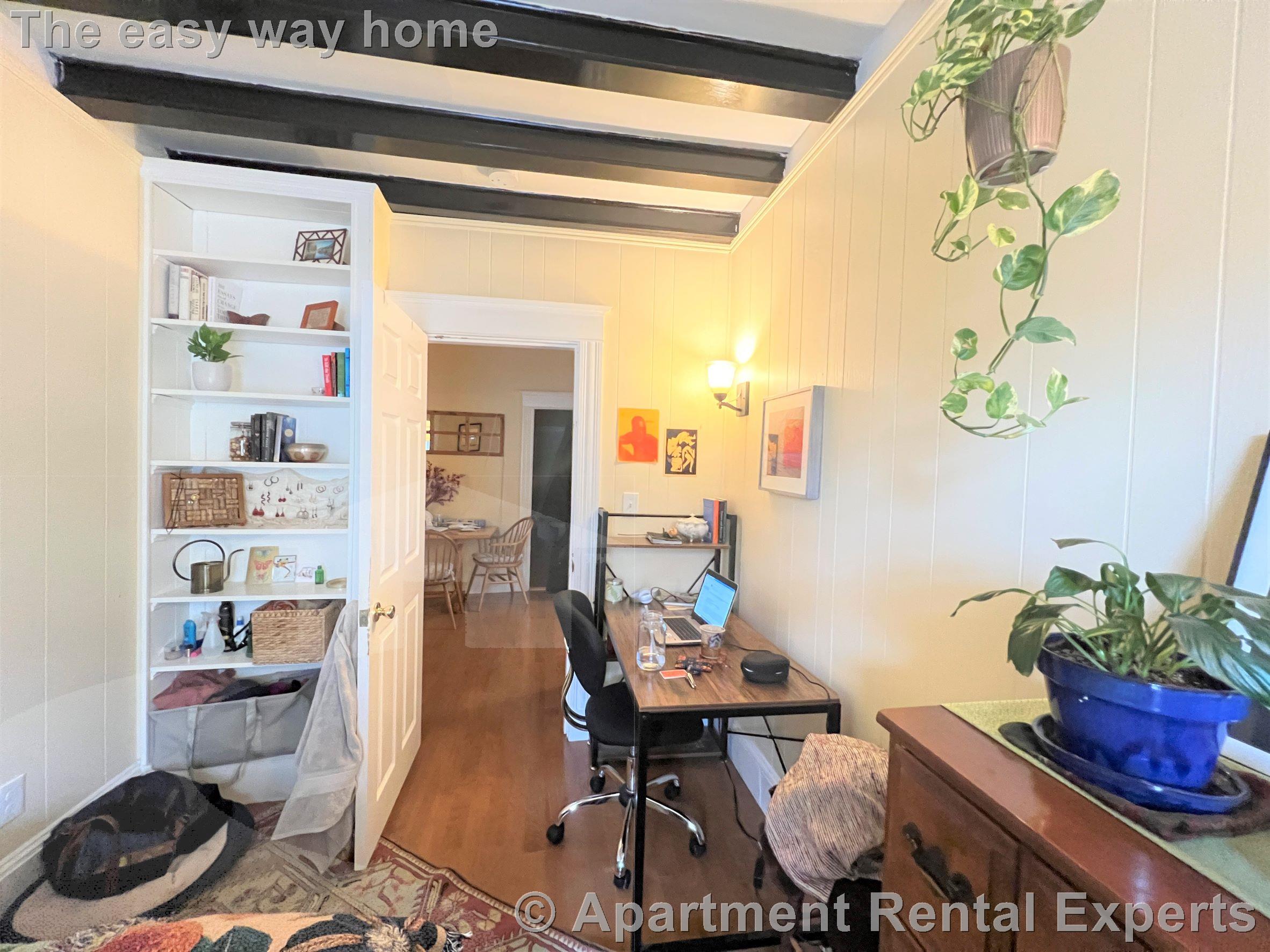 125 Liberty Rd, Powder House Square