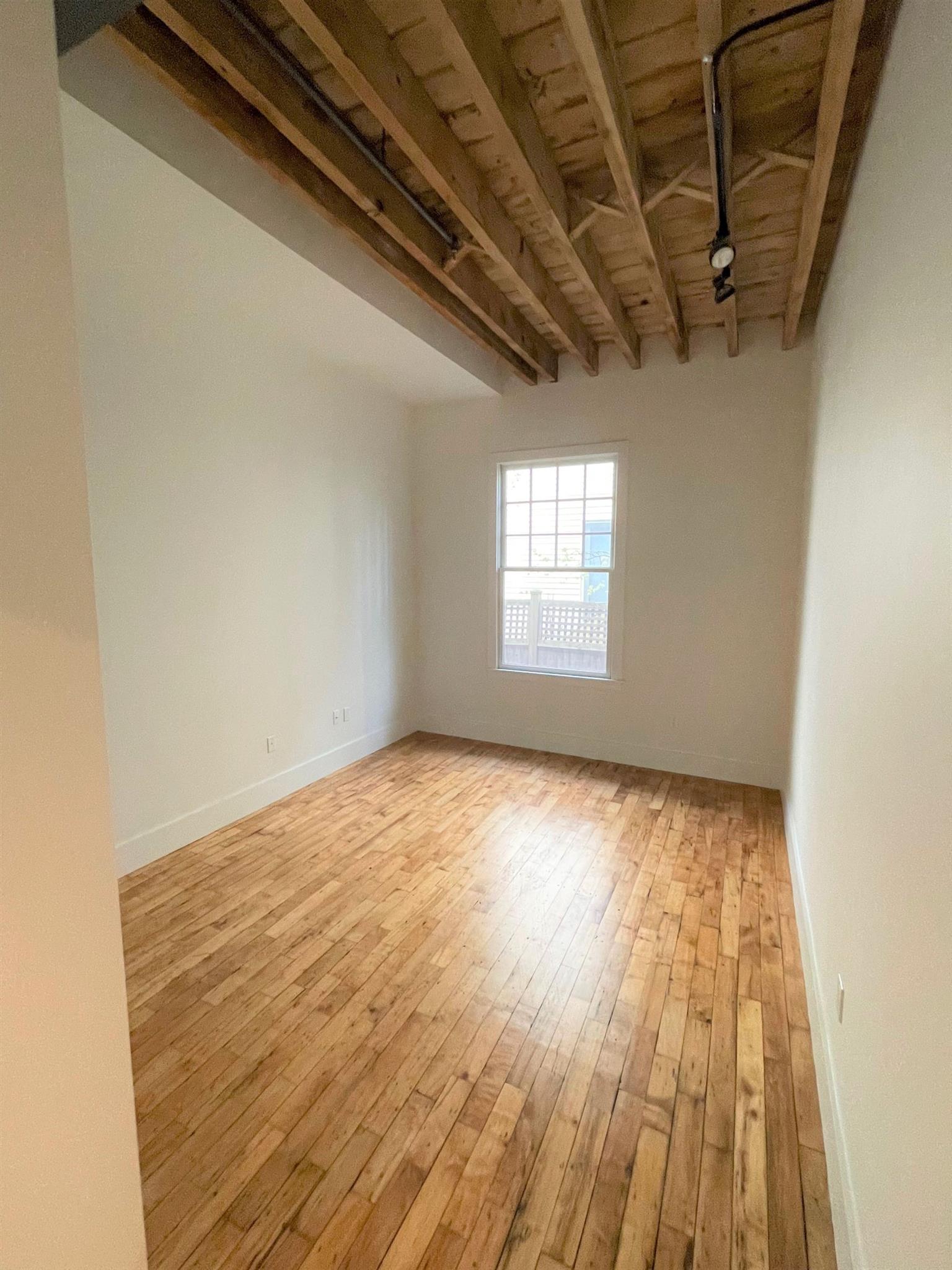 3.5 bed, 2.5 bath apartment for rent at 58 Regent St Unit 2, Porter Square — photo 13 of 16