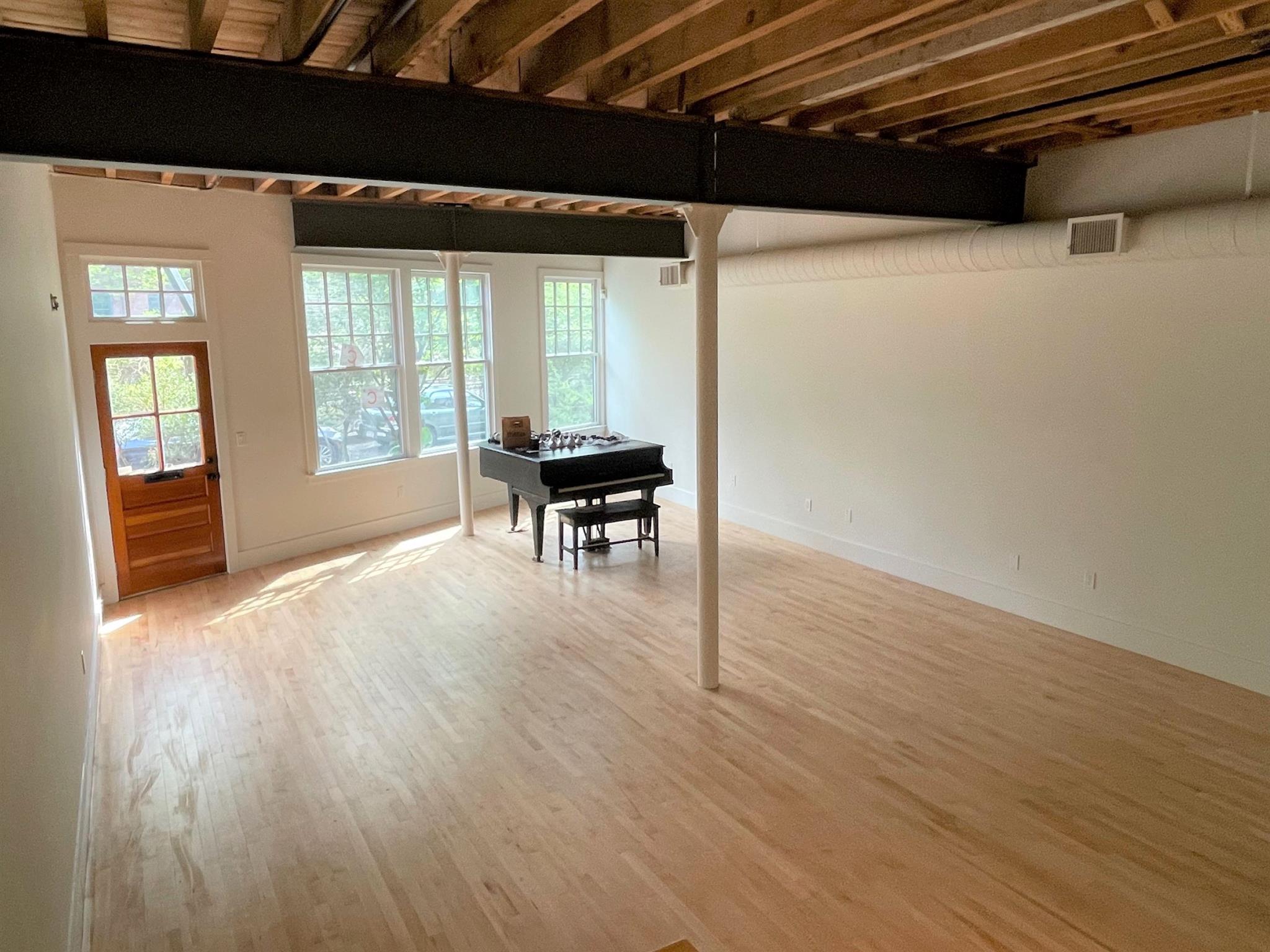 3.5 bed, 2.5 bath apartment for rent at 58 Regent St Unit 2, Porter Square — photo 14 of 16