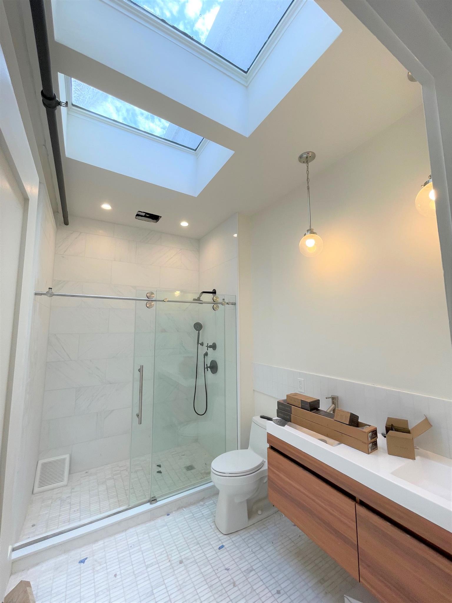 3.5 bed, 2.5 bath apartment for rent at 58 Regent St Unit 2, Porter Square — photo 15 of 16