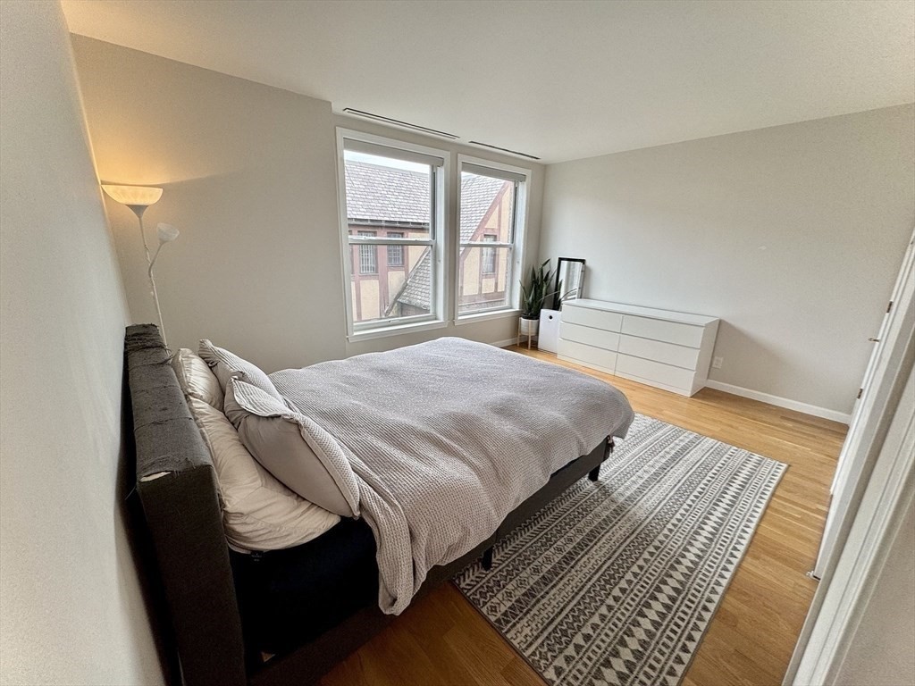 25 Marion St, Coolidge Corner