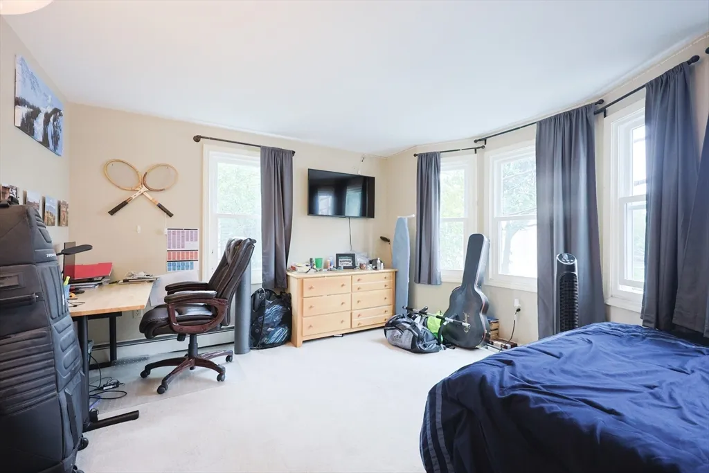 205 West Sixth St, South Boston