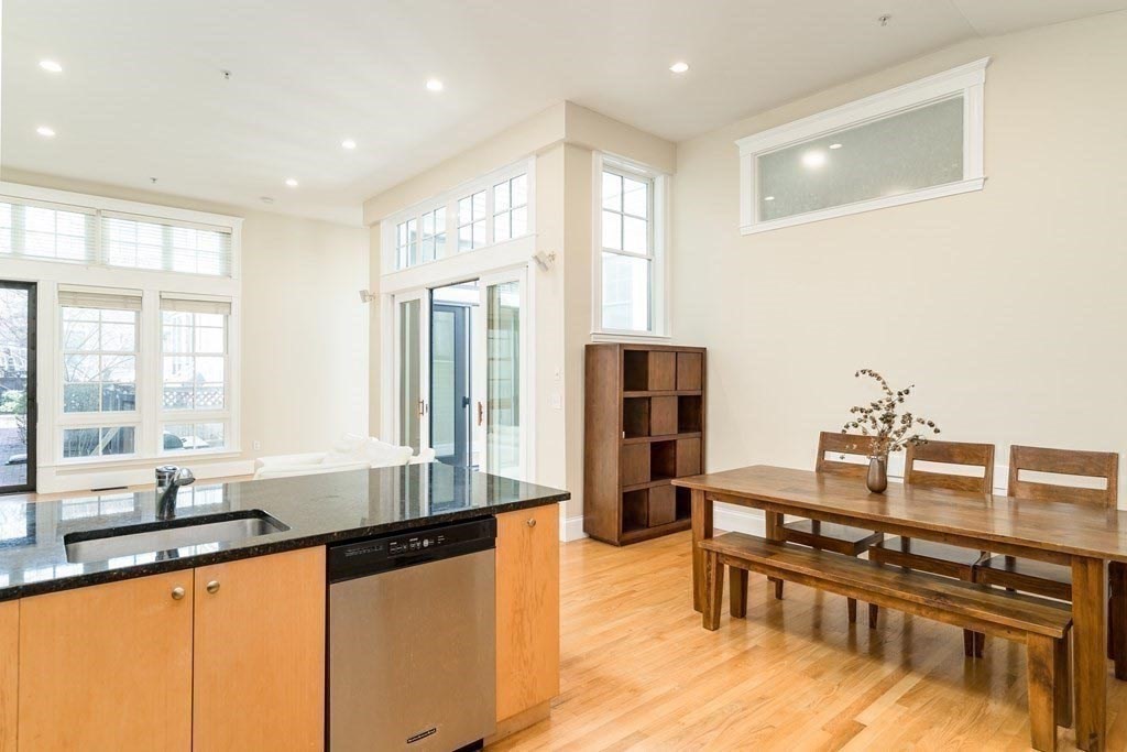 15 Valentine St, Cambridgeport