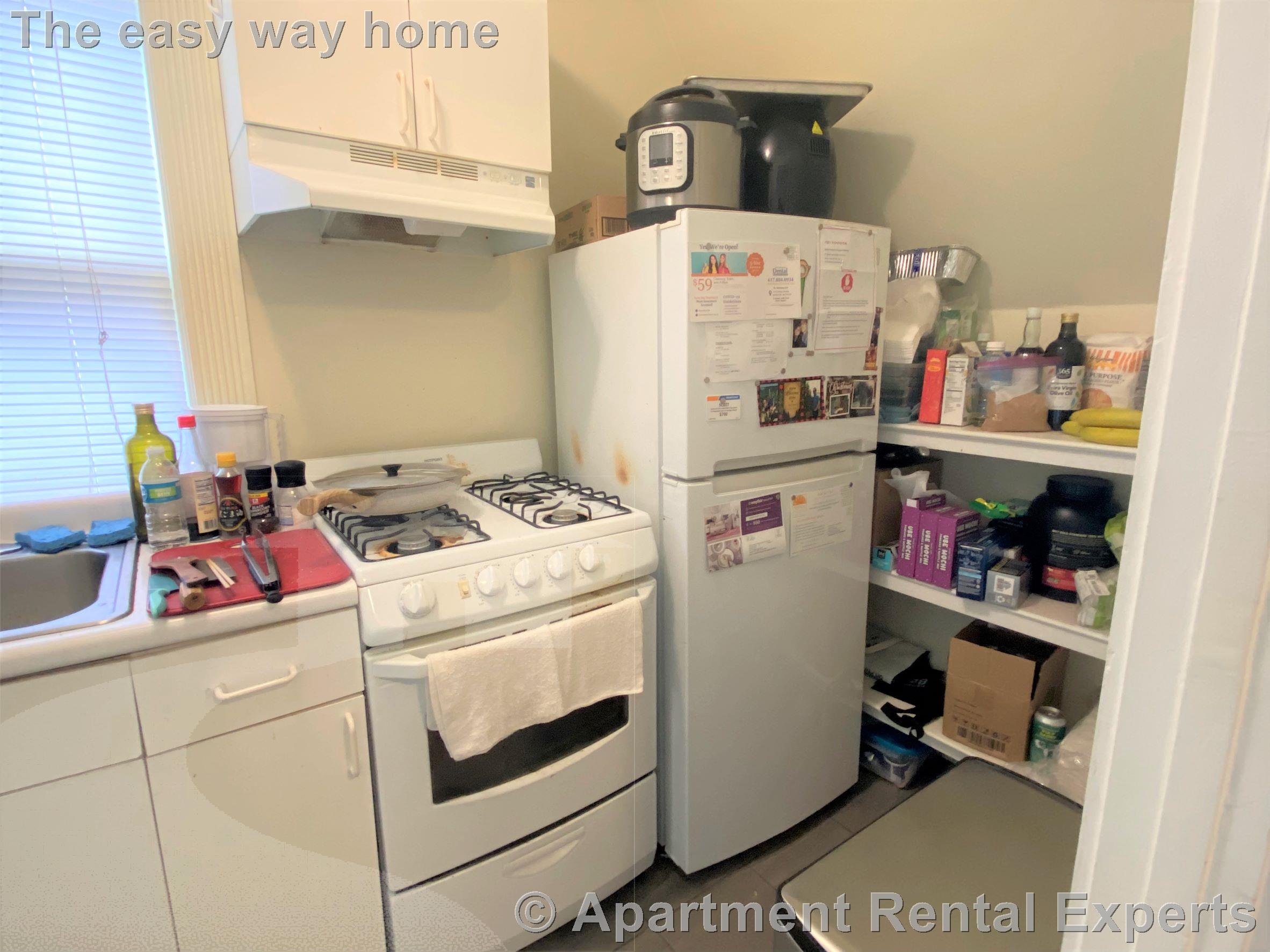 79 College Ave, Davis Square