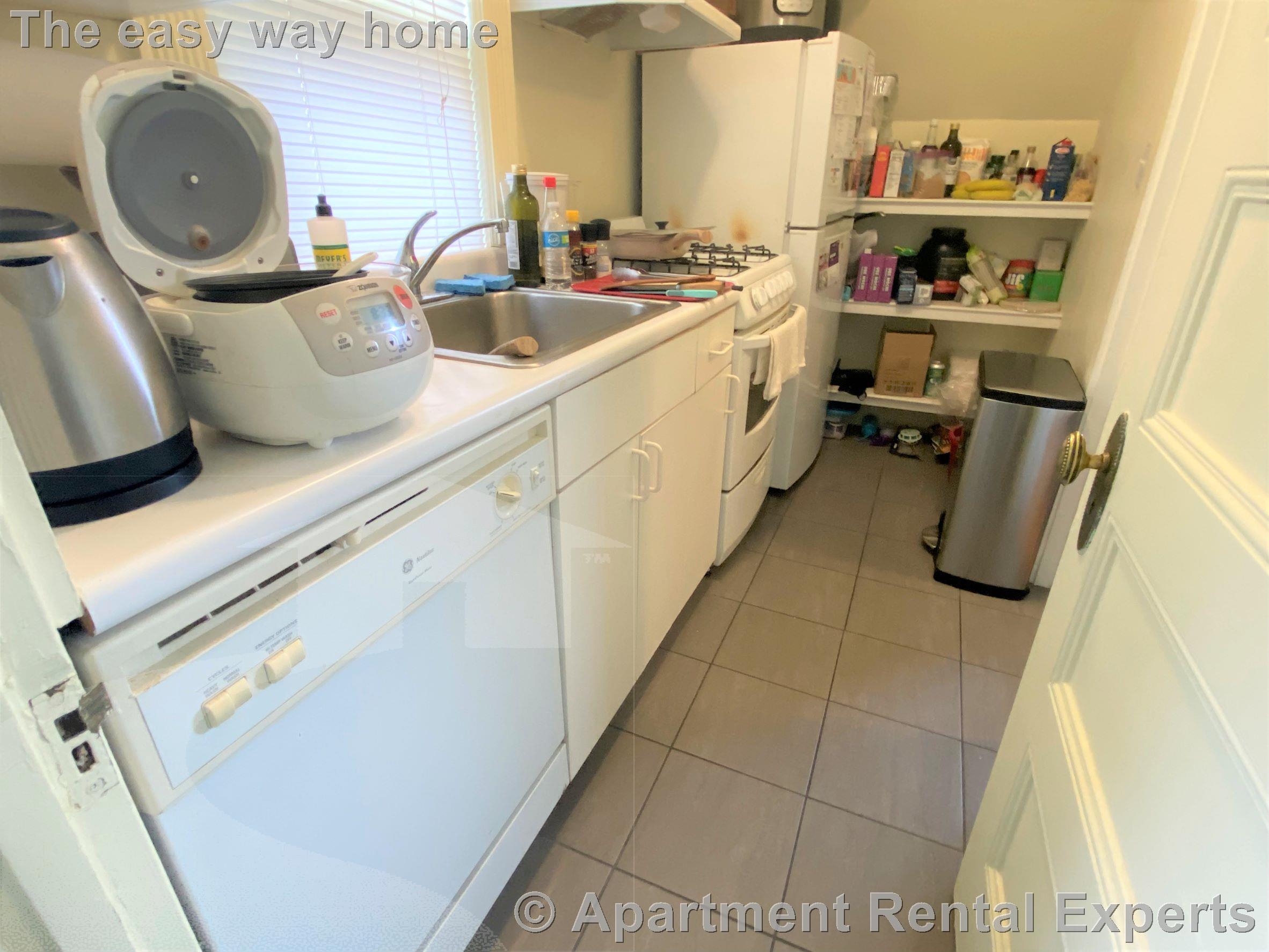 79 College Ave, Davis Square