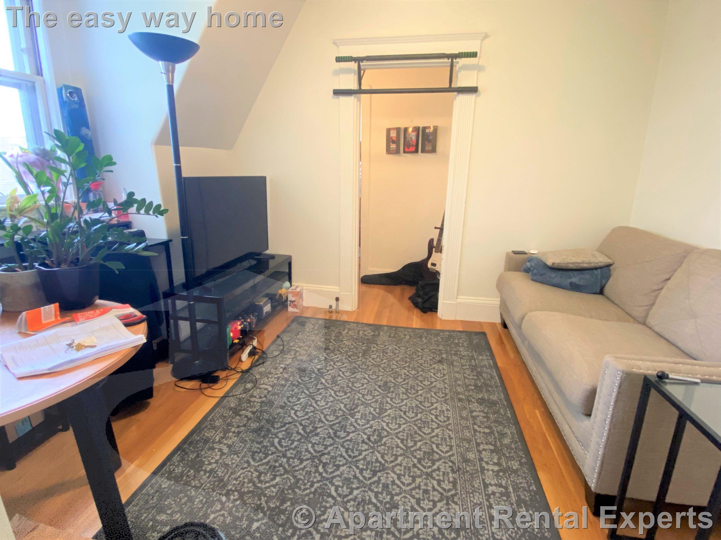 79 College Ave, Davis Square