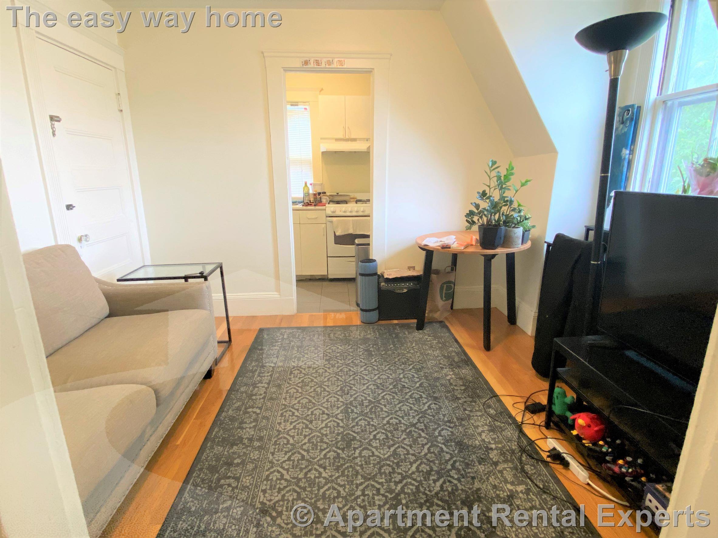 79 College Ave, Davis Square