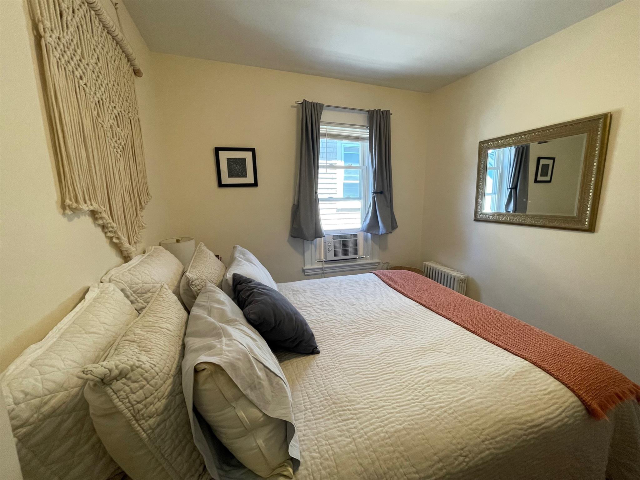 2 bed, 1 bath apartment for rent at 11 Belmont St Unit 3, Prospect Hill — photo 9 of 16