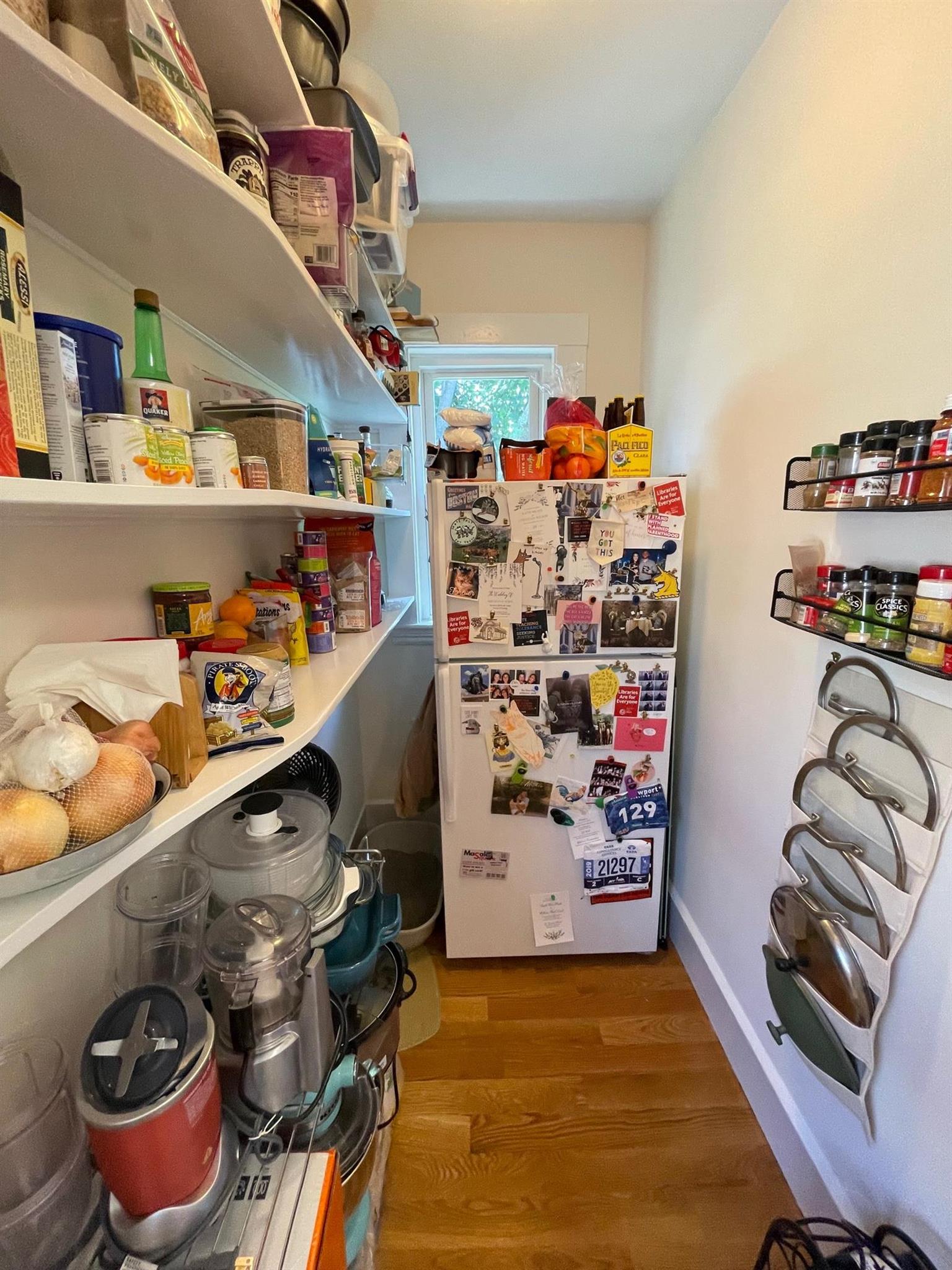 2 bed, 1 bath apartment for rent at 11 Belmont St Unit 3, Prospect Hill — photo 4 of 16