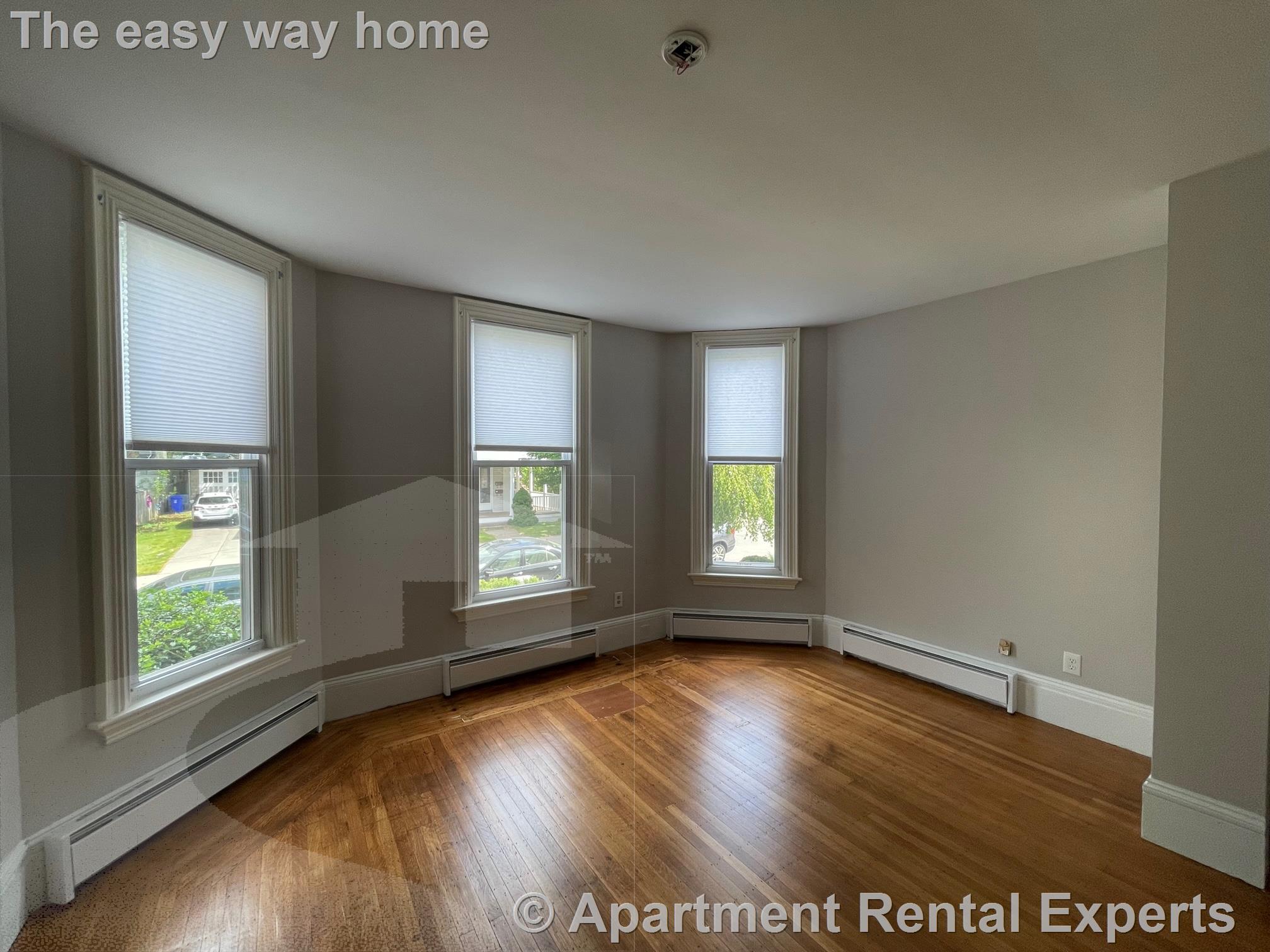 14 Chestnut St, Malden Center