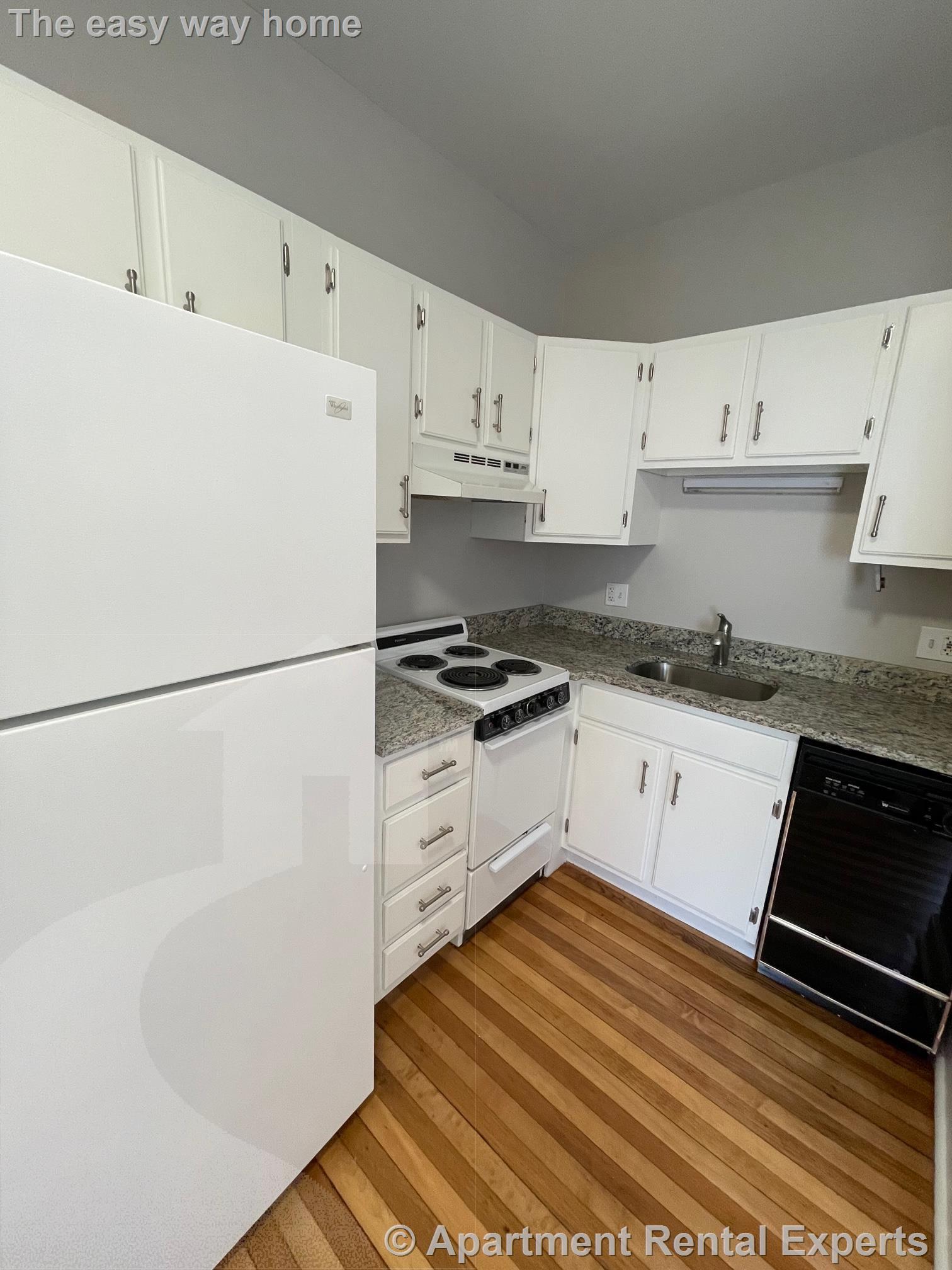 14 Chestnut St, Malden Center