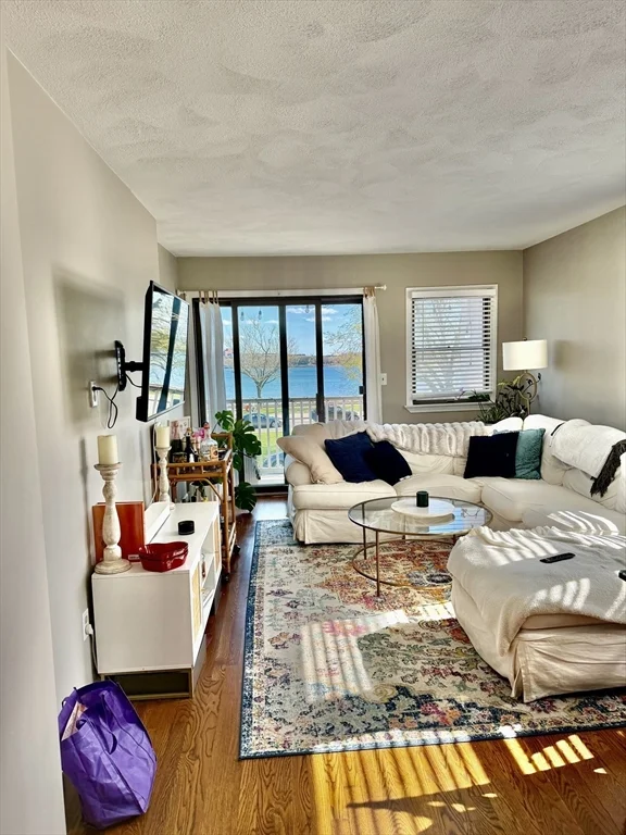 1440 Columbia Rd, South Boston