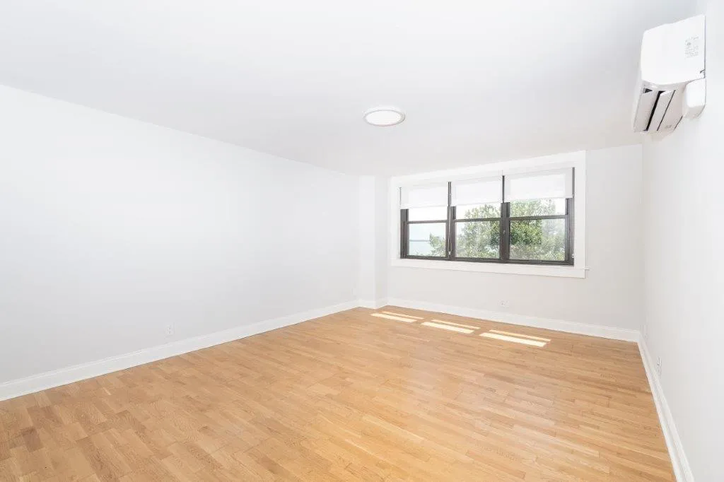 1410 Columbia Rd, South Boston