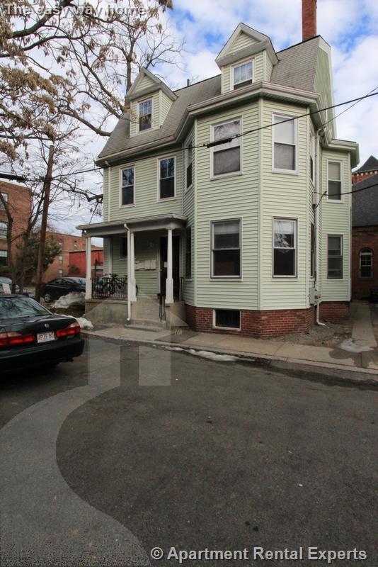 15 St Paul St, Central Square