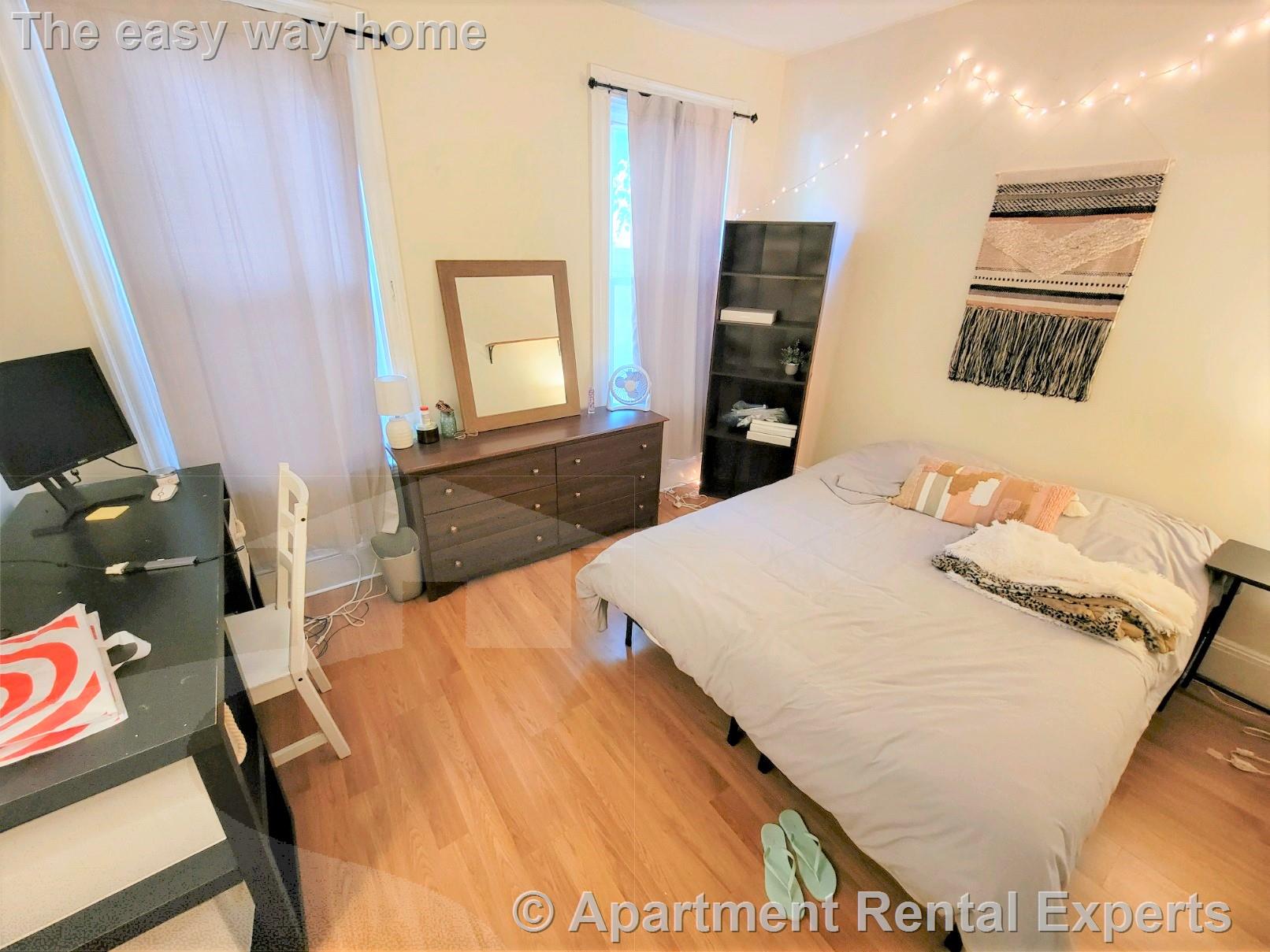 15 St Paul St, Central Square