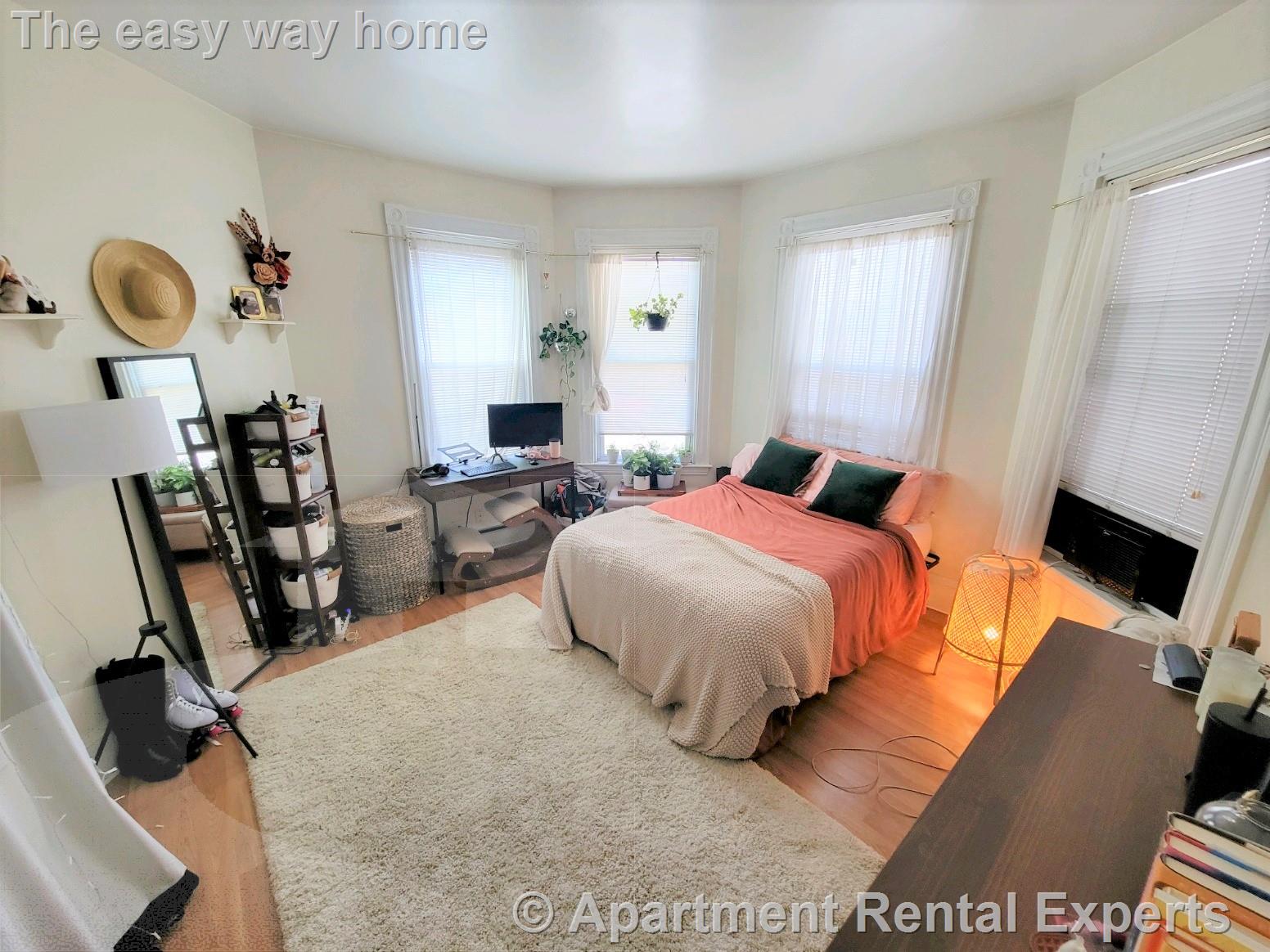 15 St Paul St, Central Square