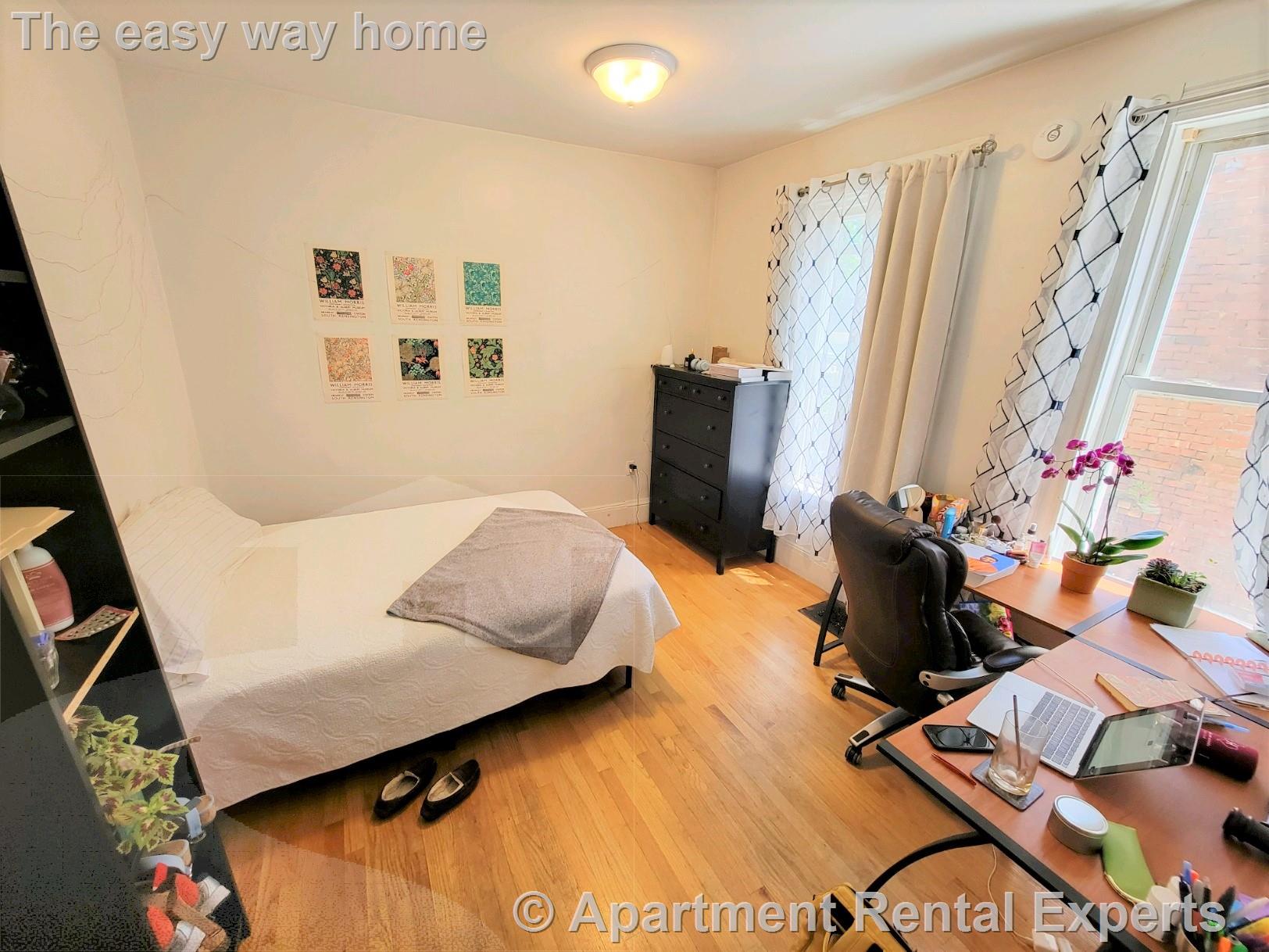 15 St Paul St, Central Square