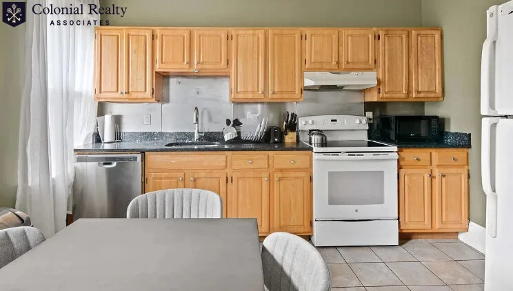 8 Haskell St, Allston