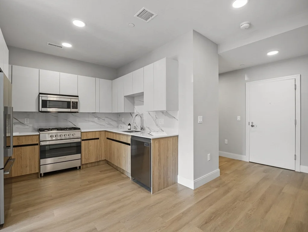 249 Corey Rd, Corey Hill