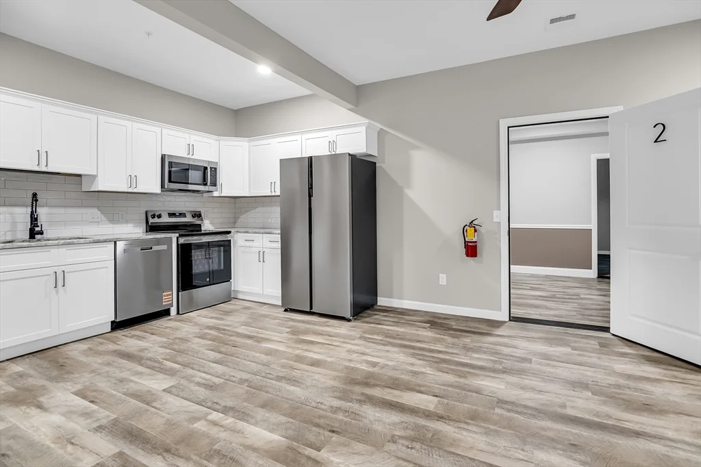 70 Court St, Westfield