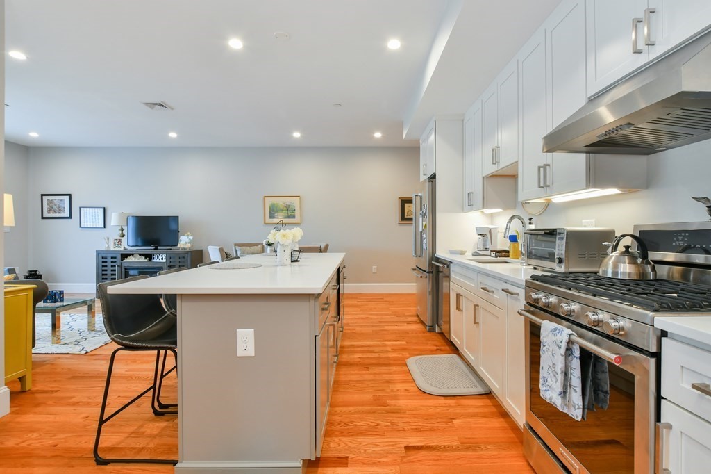 5 Mcbride St, Jamaica Plain