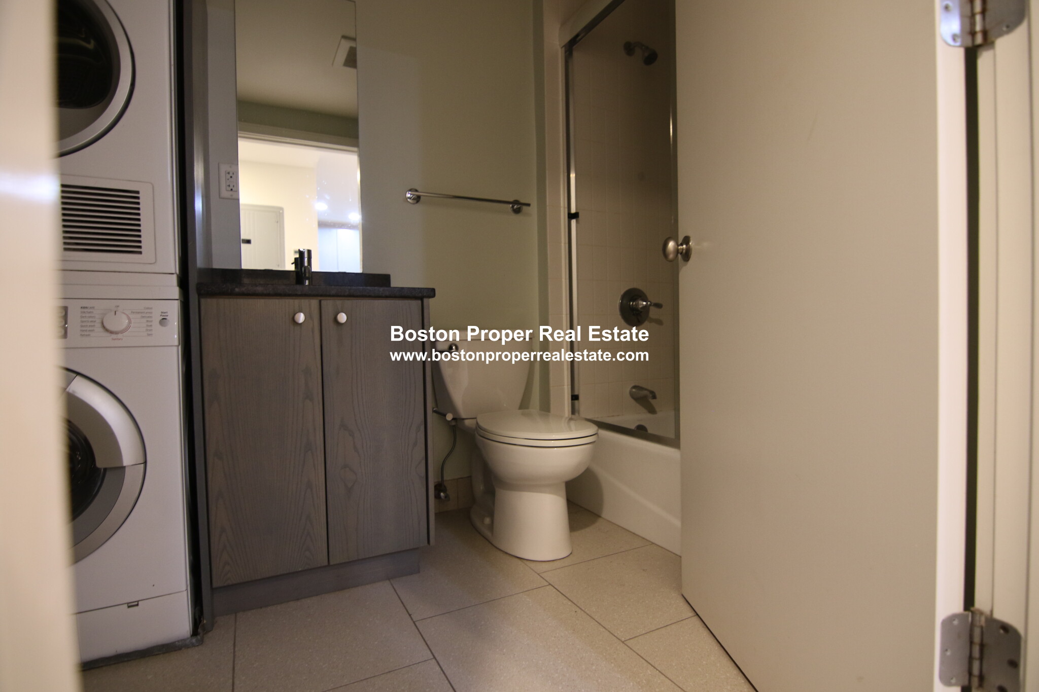 557 Columbus Ave, South End