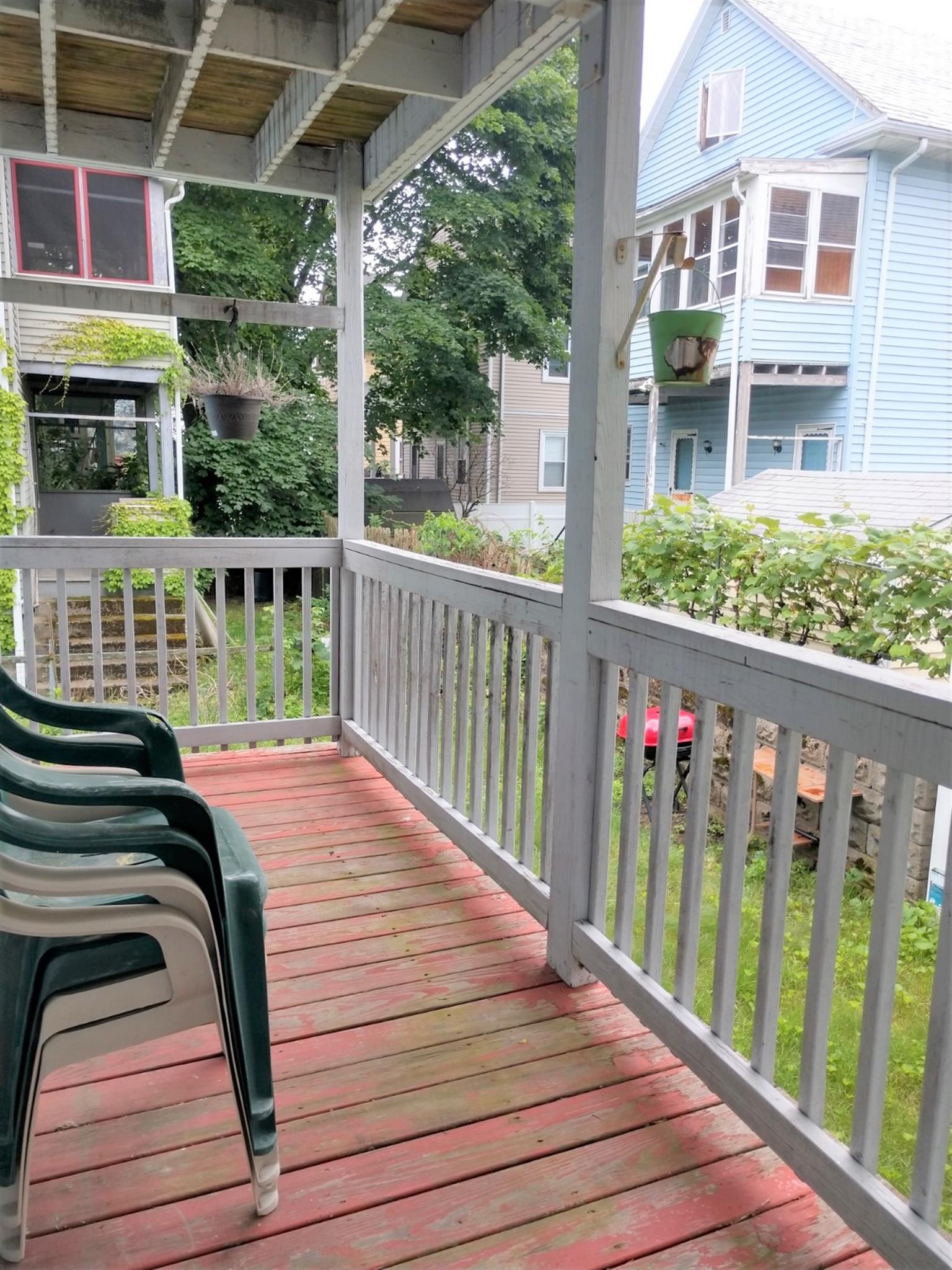 2.5 bed, 1 bath apartment for rent at 3 Saint Clements Rd Unit 3, Tufts University — photo 17 of 17