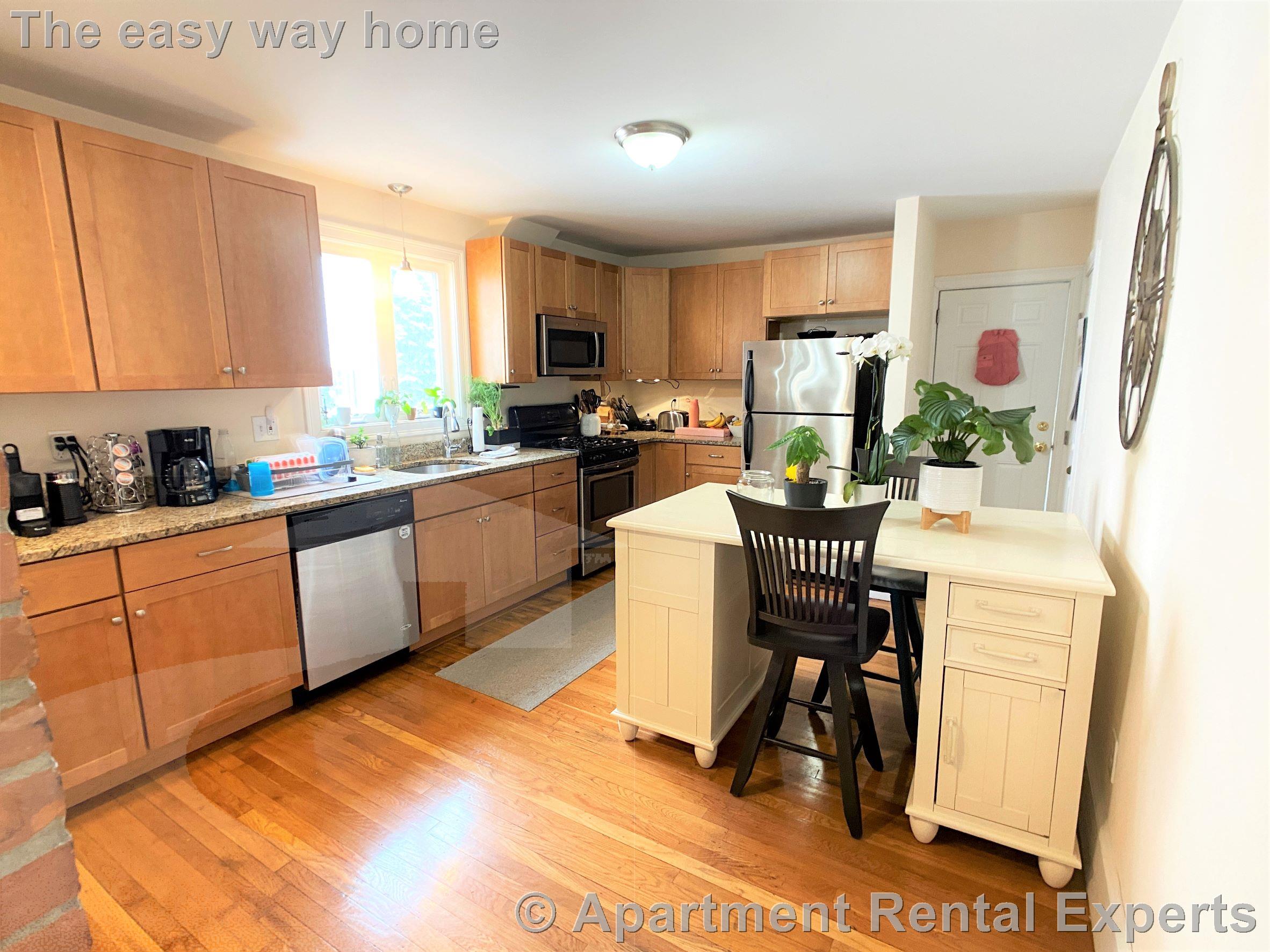 78 Ten Hills Rd, Ten Hills