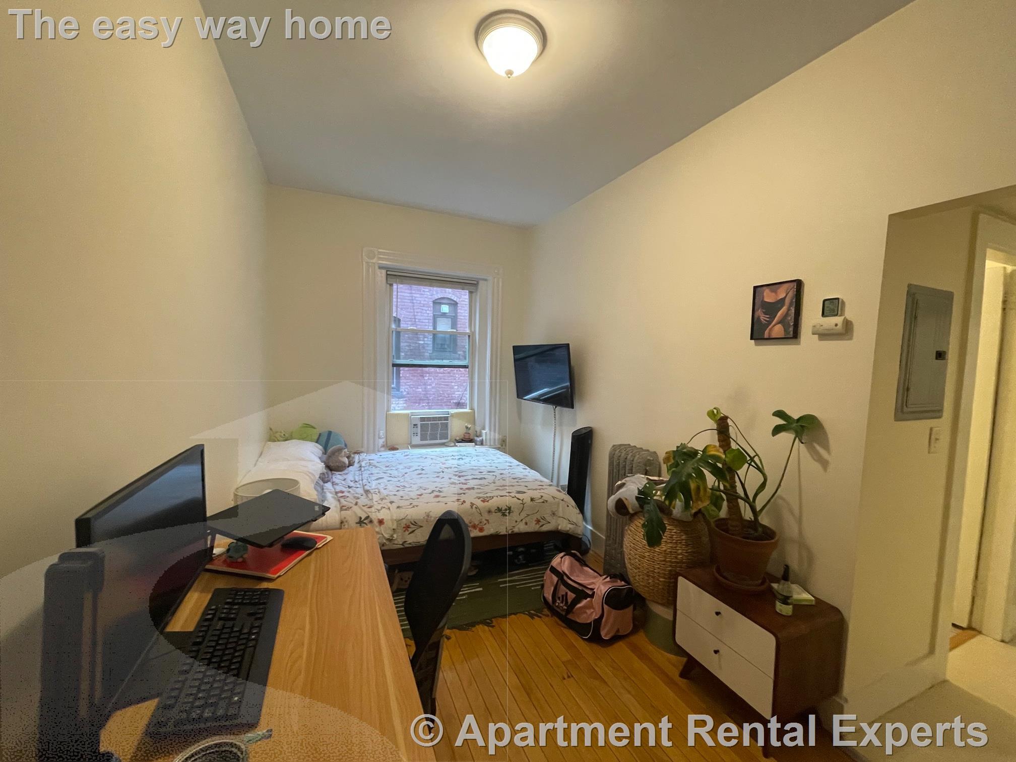 64 Vinal Ave, Prospect Hill