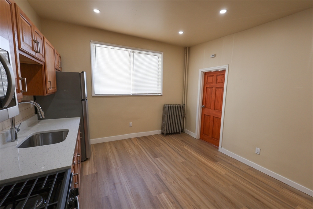 112 Amory St, Roxbury