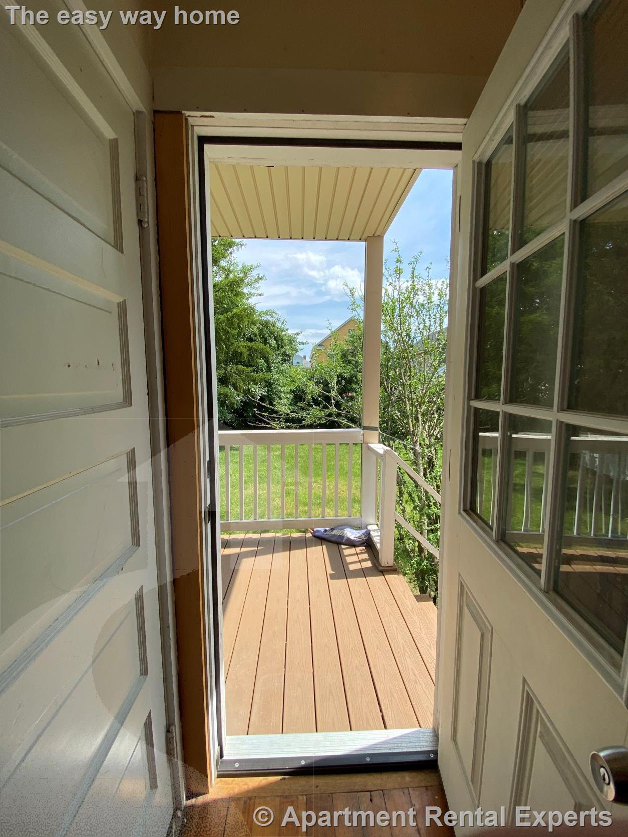 270 Harvard St, Tufts