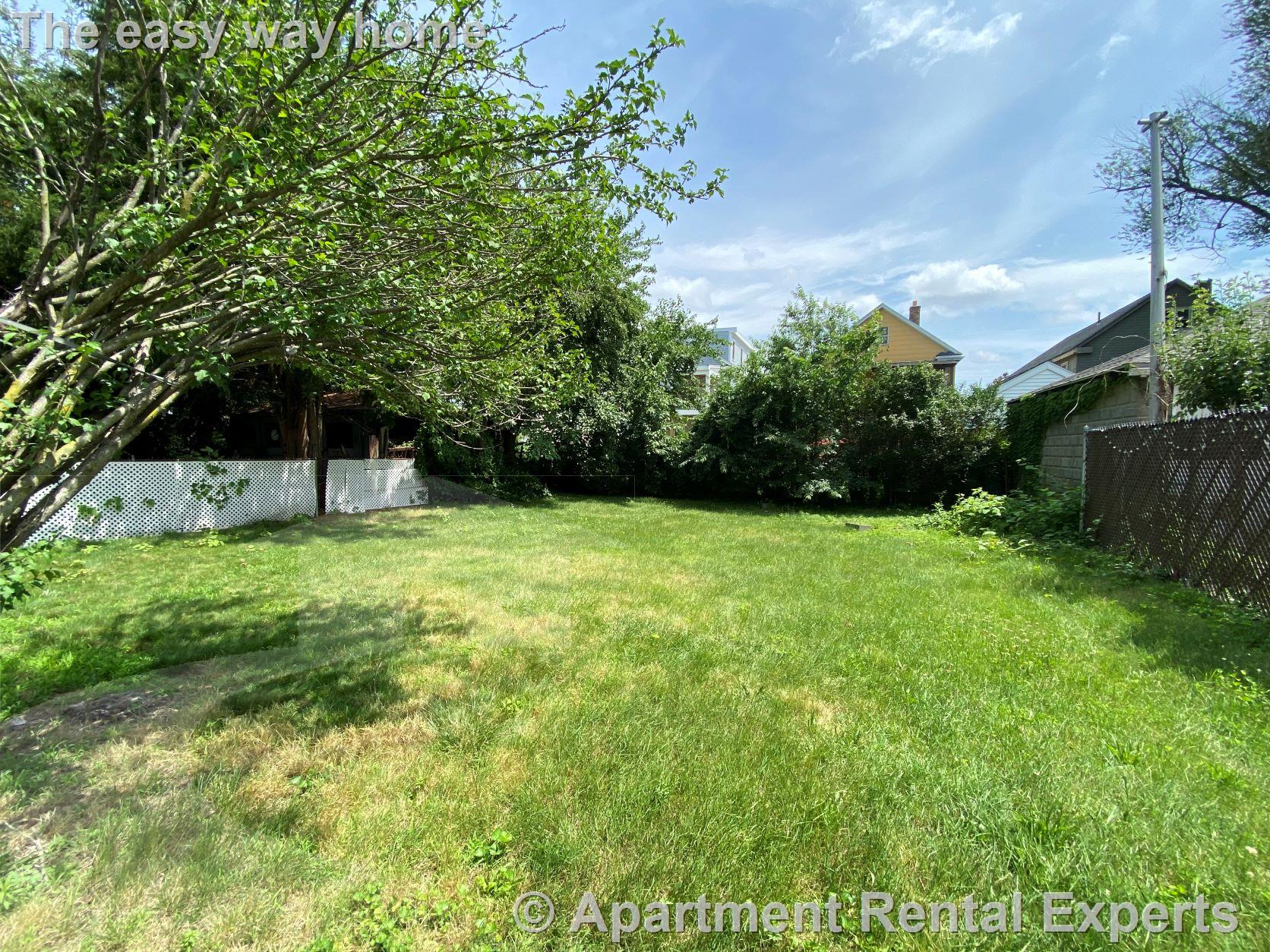 270 Harvard St, Tufts