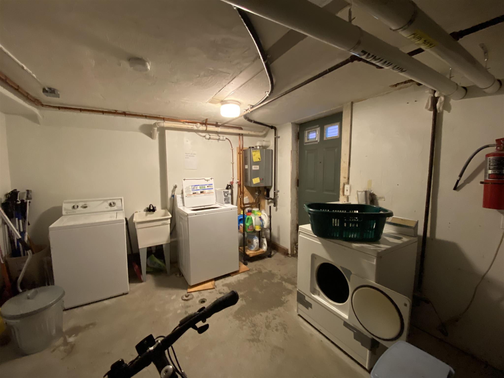 3 bed, 1 bath apartment for rent at 25 Watson St Unit 1, Central Square — photo 7 of 15