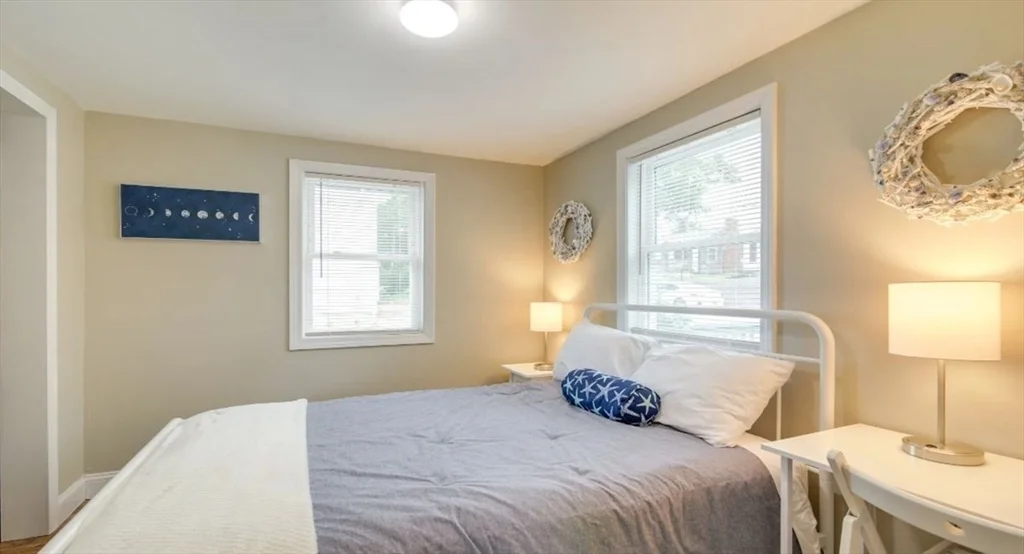 4 Atlantic Ave, Wareham