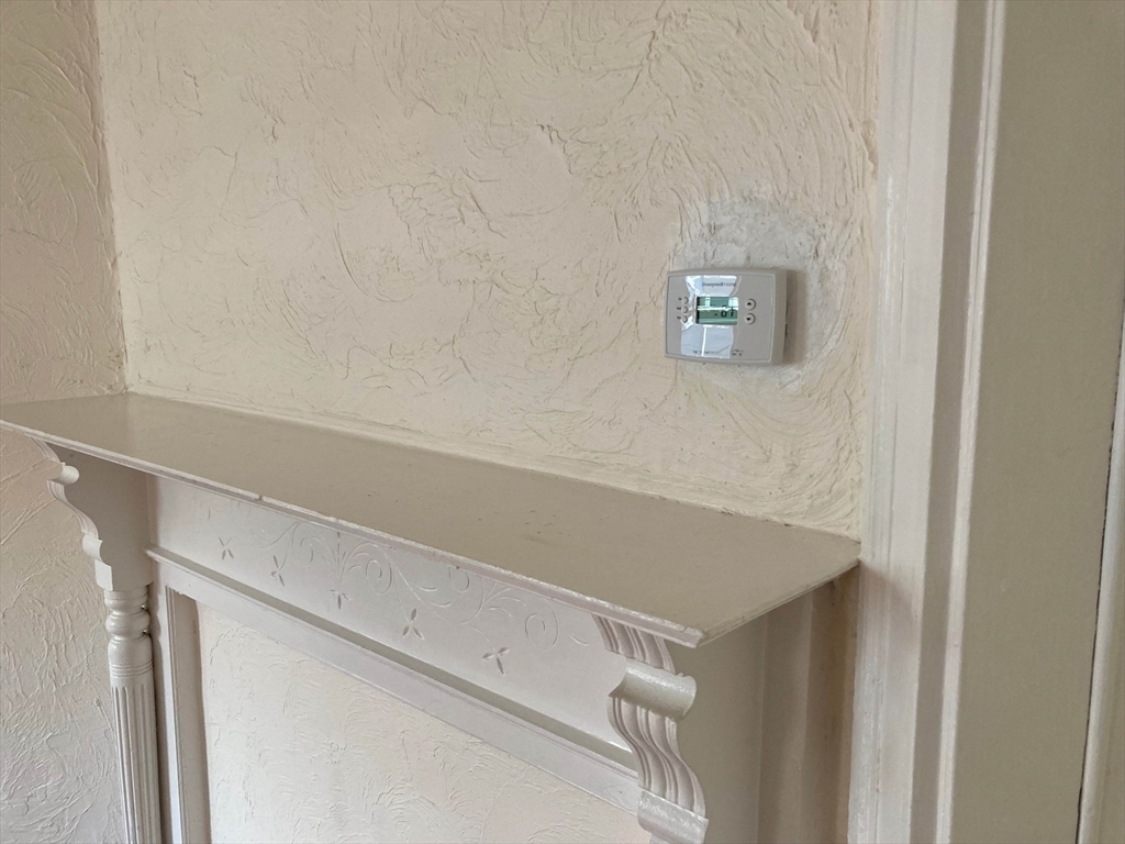 36 Windsor Rd, Davis Square