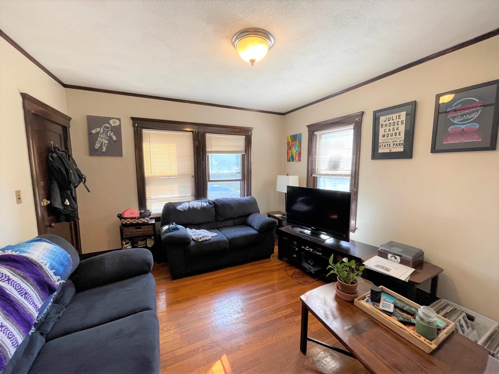1.5 bed, 1 bath apartment for rent at 14 Winslow Ave Unit 2, Davis Square — photo 7 of 11