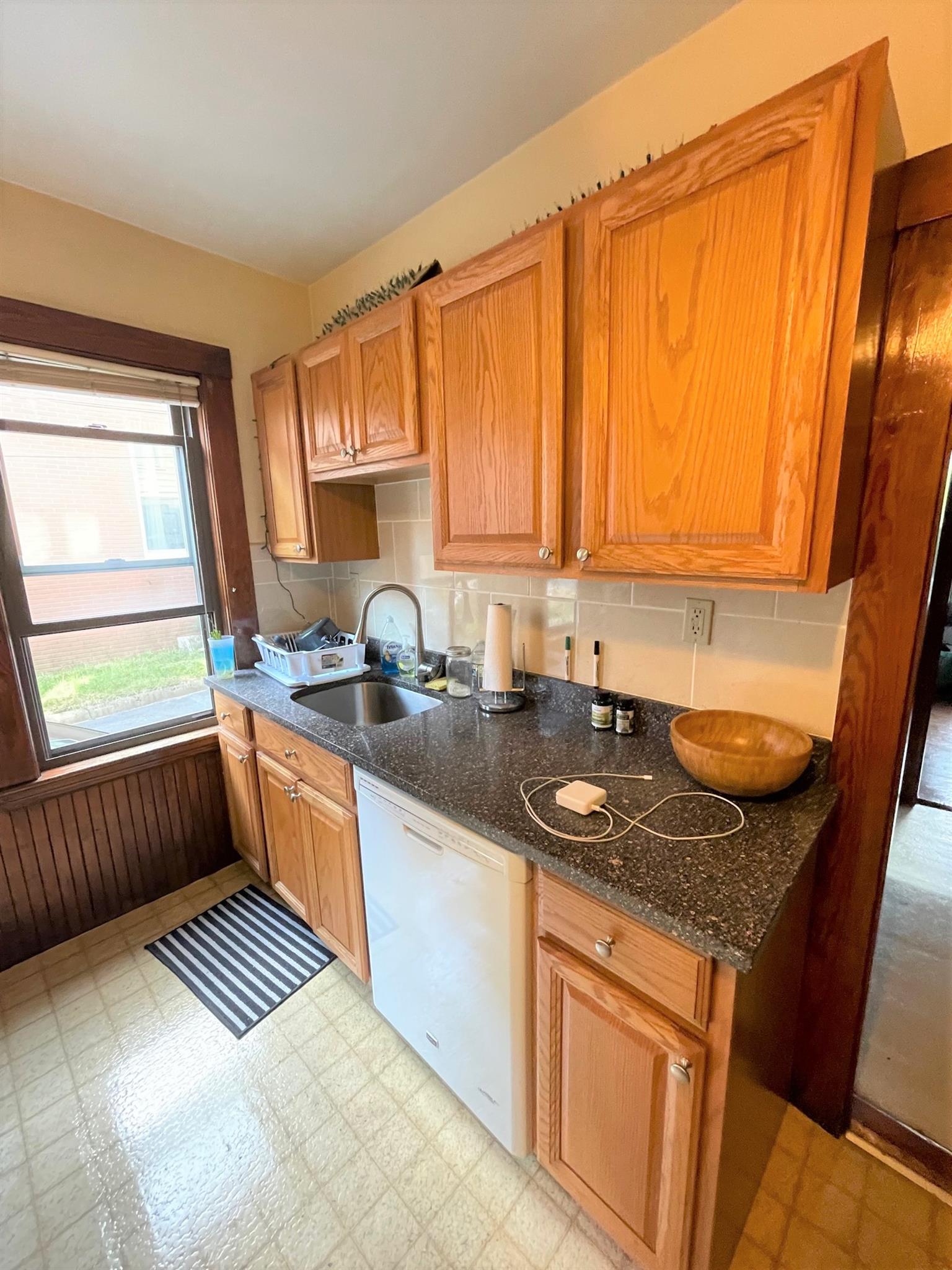 1.5 bed, 1 bath apartment for rent at 14 Winslow Ave Unit 2, Davis Square