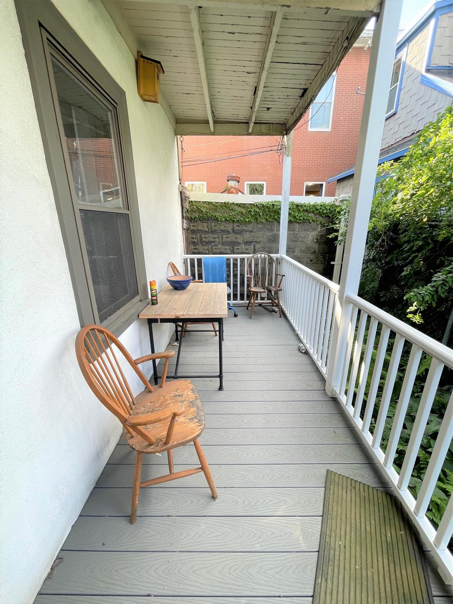 1.5 bed, 1 bath apartment for rent at 14 Winslow Ave Unit 2, Davis Square — photo 10 of 11