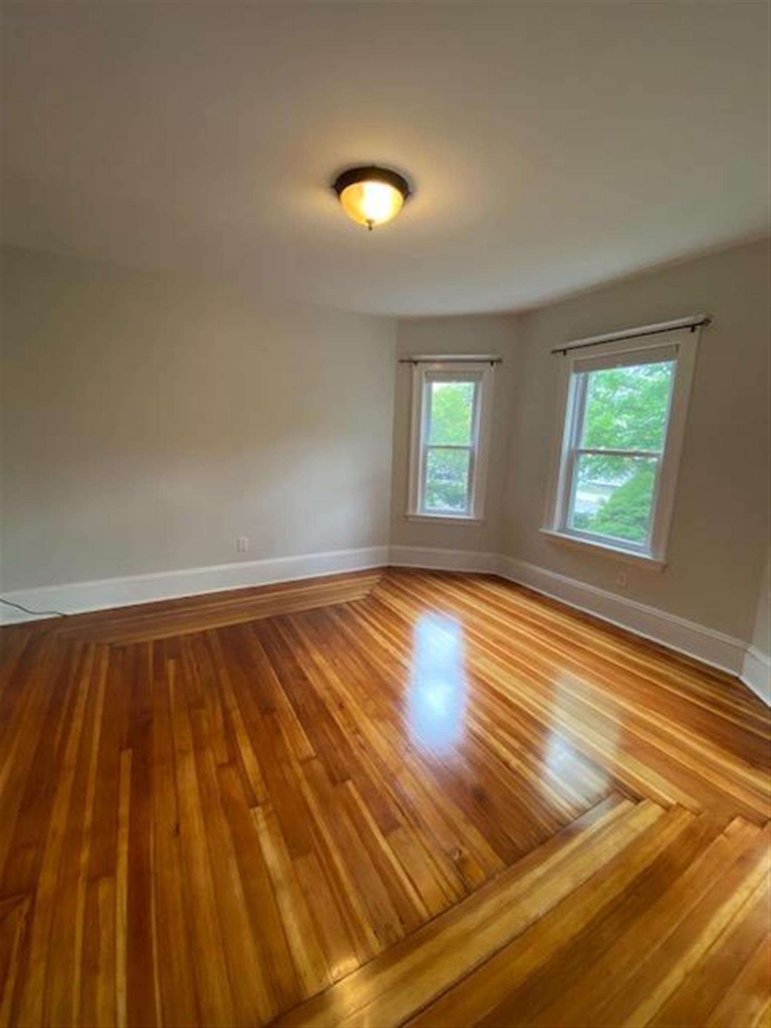 1.5 bed, 1 bath apartment for rent at 132 Boston Ave Unit 1, Ball Square — photo 7 of 11
